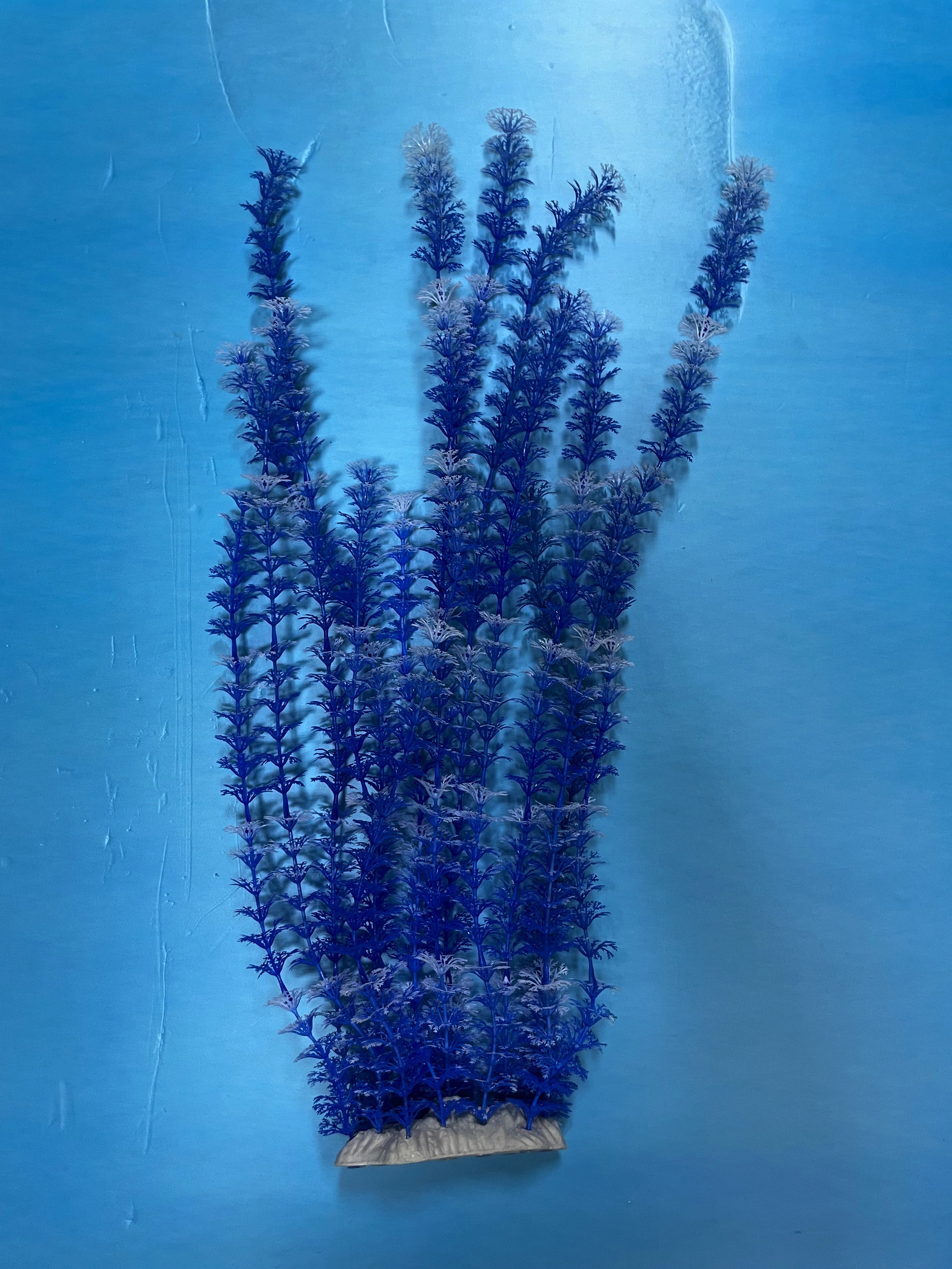 Artificial Aquarium Plant for Fish Tanks, LARGE aquarium plastic plant, 22" TALL