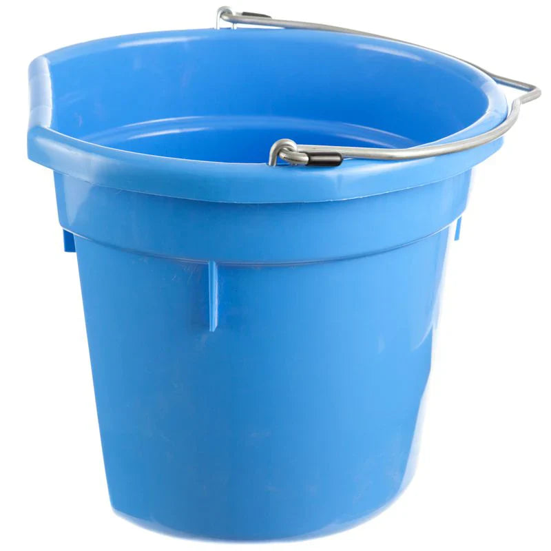 Little Giant Flat Back Plastic Animal Feed Livestock Horse Feed Bucket 5 Gallon