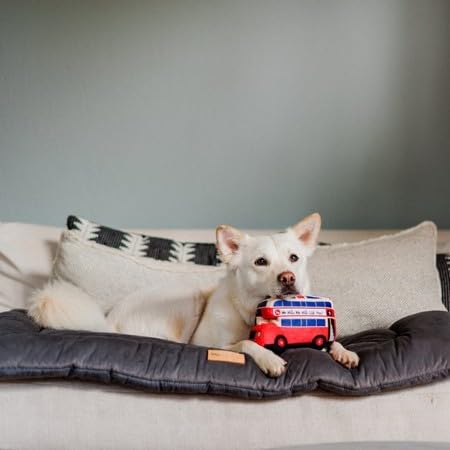 P.L.A.Y. Cute Plush Dog Toy - Travel Themed Squeaker, Durable, Machine Washable, Recycled Materials, Lickety-Split Bus, Size Gepast