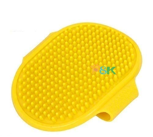 Psk Rubber Oval Pet Cleaning Massaging Grooming Glove Brush (Multicolour)