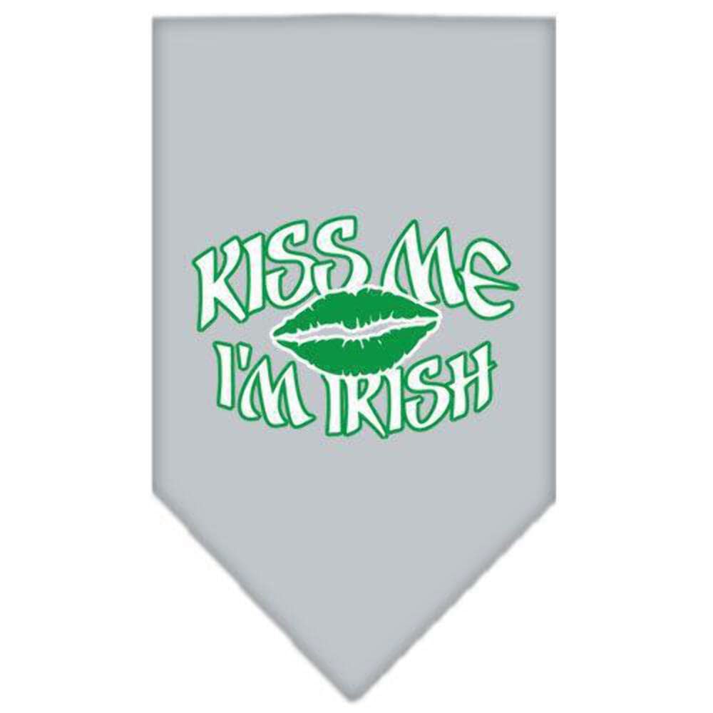 Mirage Pet Products Kiss Me I'm Irish Screen Print Bandana, Small, Cocoa
