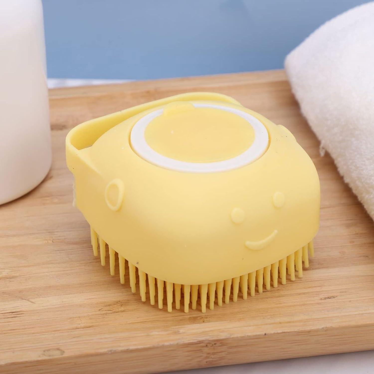 Heart Home Dog Brush With Shampoo Container|Cat & Dog Bath Brush For Bathing|Exfoliating|Scrubbing|Massaging & Relaxing|Soft Sil