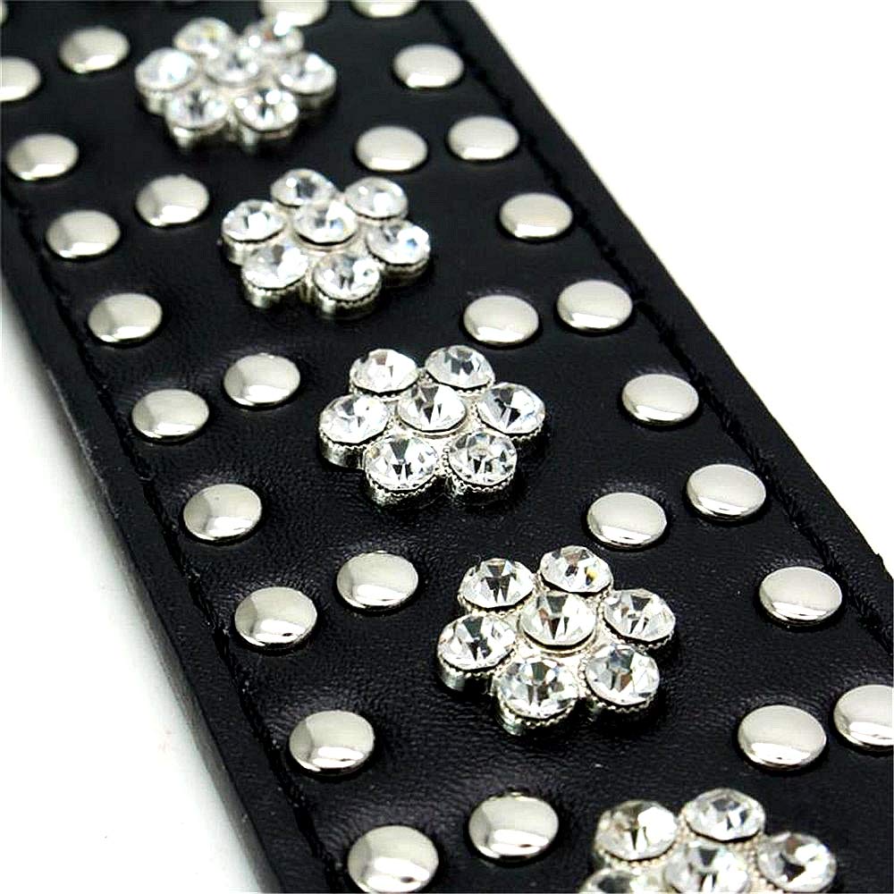 Haoyueer Rhinestones Dog Collars Flower Pattern Rhinestone Studded Leather Sparkly Crystal Diamonds Dazzling Sparkling Elegant Fancy Pu Leather Dog Collar For Medium & Large Dogs(Red,M)