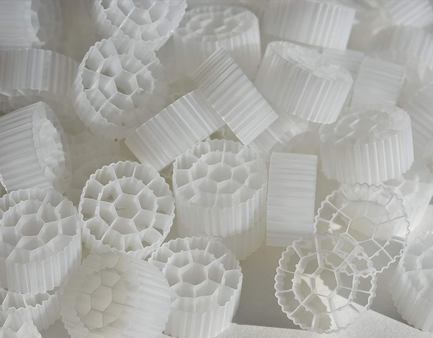 K3 Bio Media Plus Filter Media Moving Bed Biofilm Reactor (Mbbr) For Aquaponics, Aquaculture, Hydroponics - Ponds - Aquariums (2