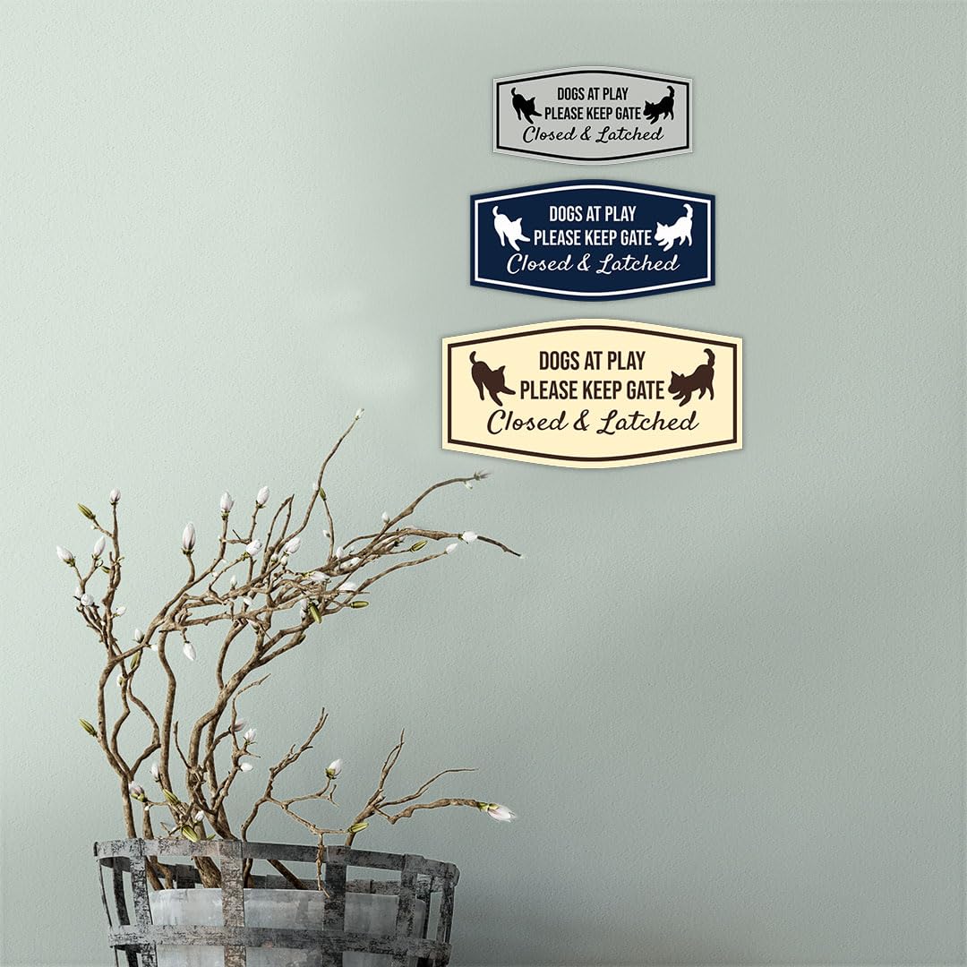 Motto Lita Fancy Paws, Dogs At Play Please Keep Gate Closed & Latched Sign (Lt Gray) - Large