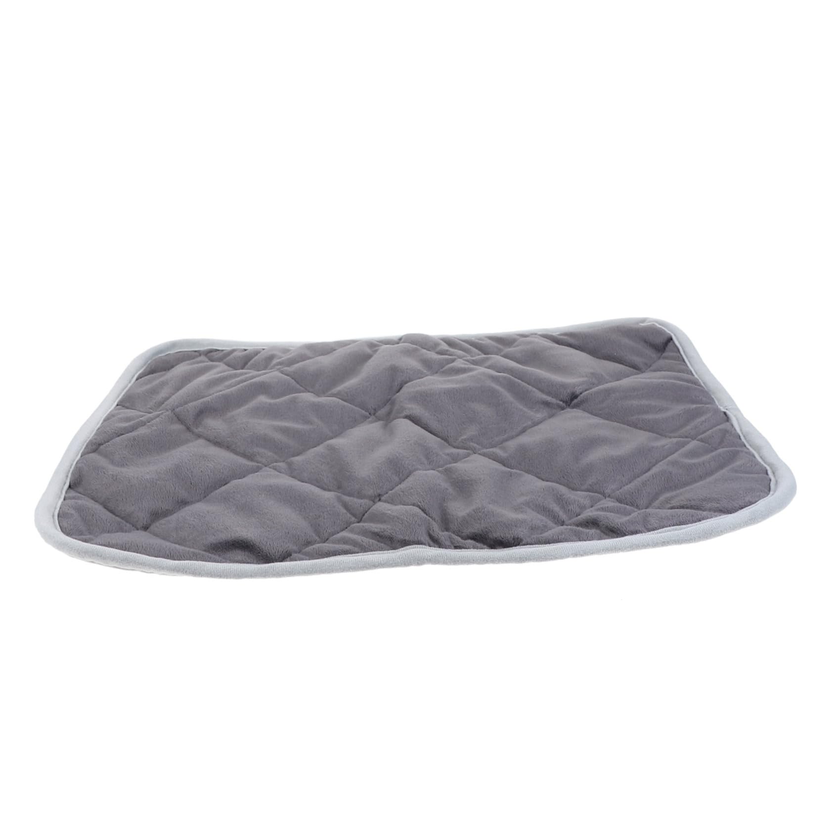 ibasenice Winter PET Heating Mat Washable Dog Cat Resting Cushion Thickened SelfHeating Blanket for Pets Suitable for Indoor Us