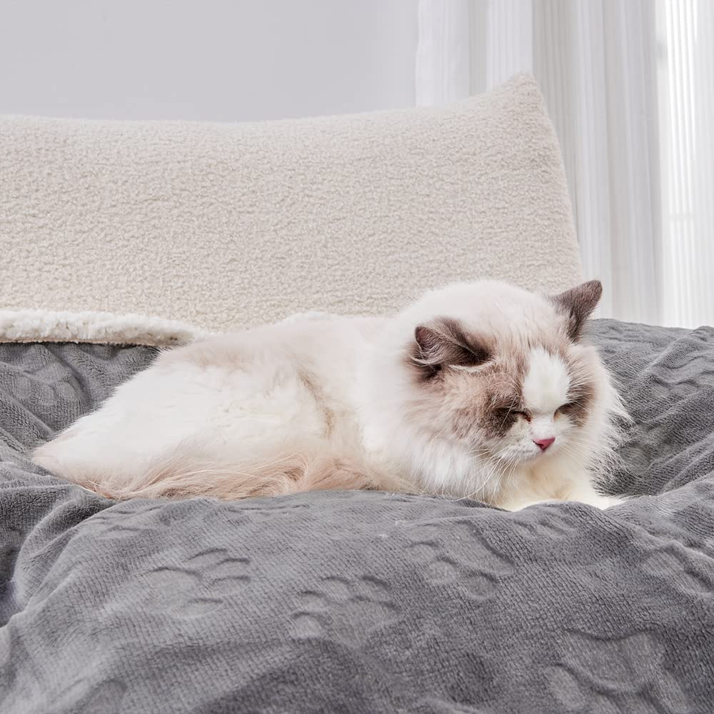 Qeils Waterproof Cat Blanket - Soft Plush Sherpa Fleece, 25"x30", Grey