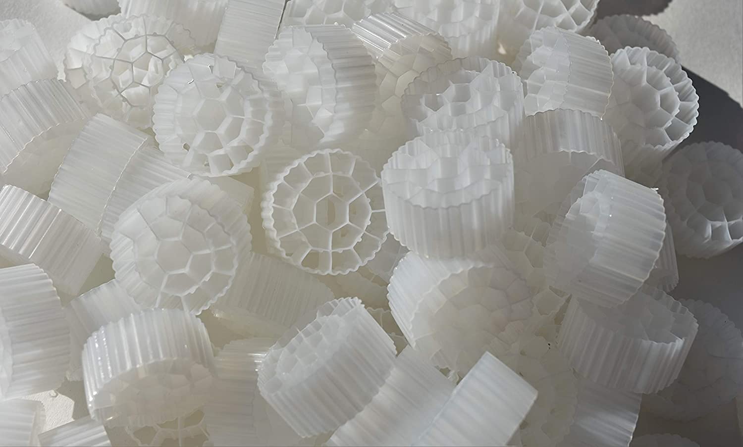 K3 Bio Media Plus Filter Media Moving Bed Biofilm Reactor (Mbbr) For Aquaponics, Aquaculture, Hydroponics - Ponds - Aquariums (2