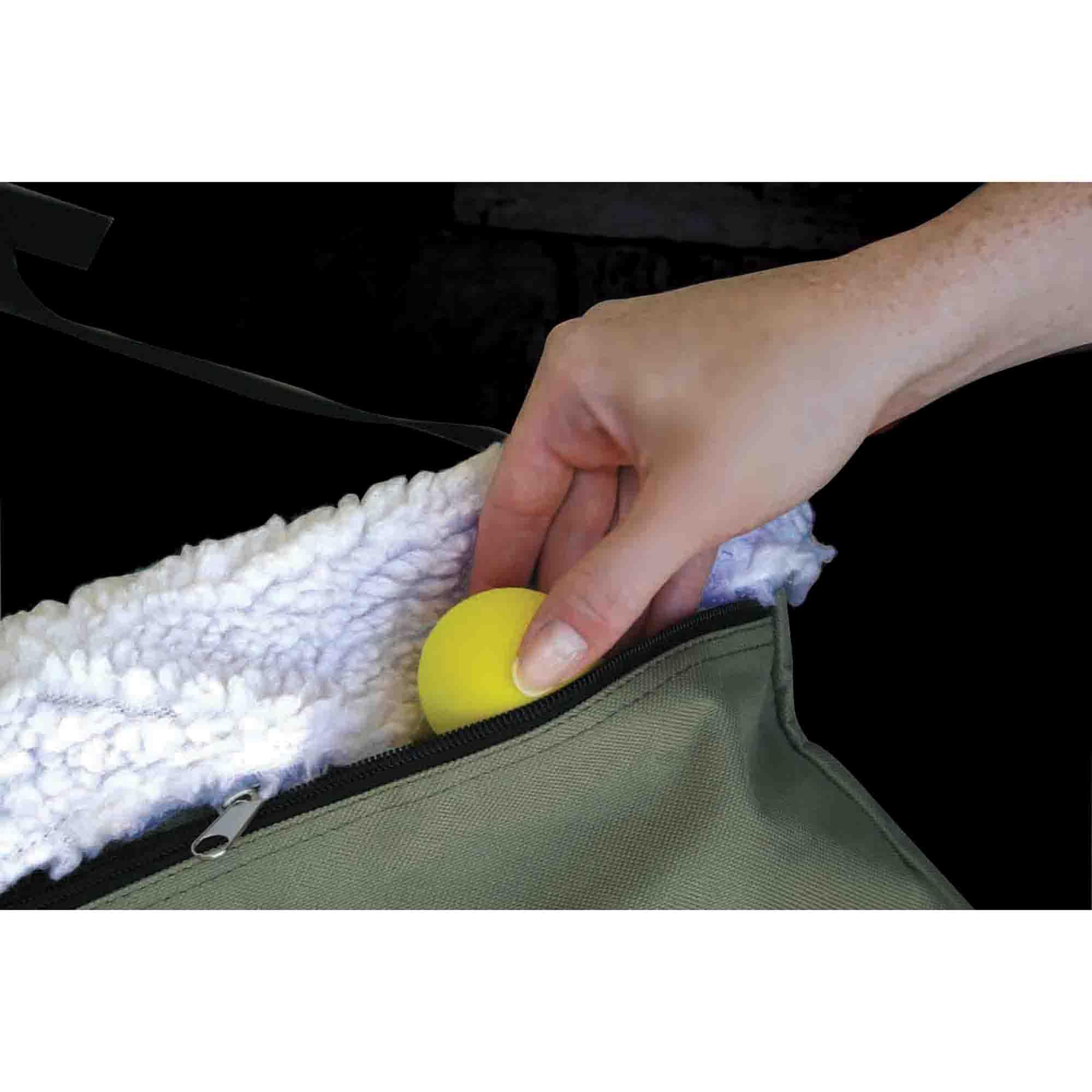 Etna Pet Booster Seat - Green Polyester - 1 Count - Model 4460