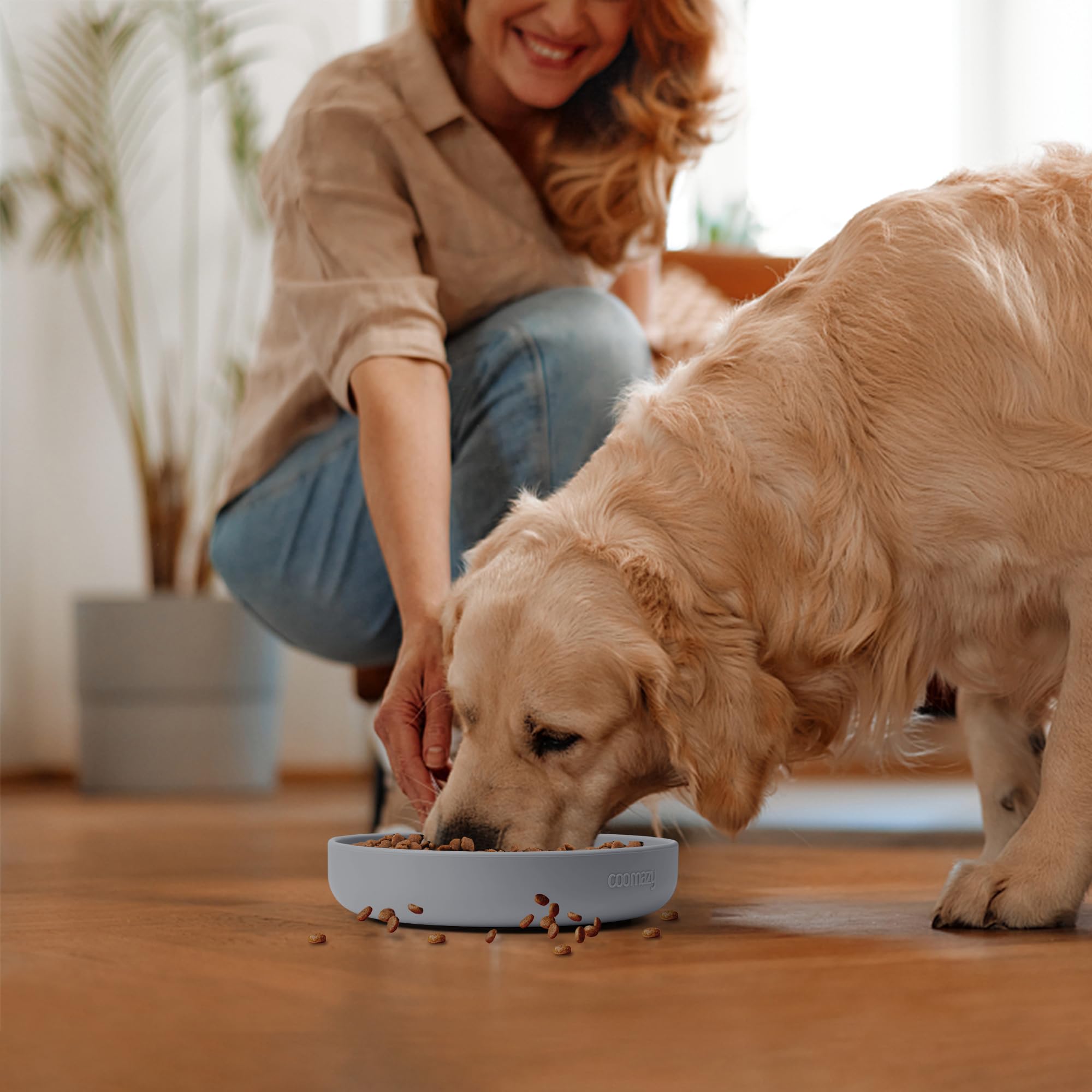 Coomazy Large Silicone Slow Feeder Dog Bowls, Interactive Puzzle Toy for Pets Food Training, Keeps Dogs Busy, Prevents Puppy Ove