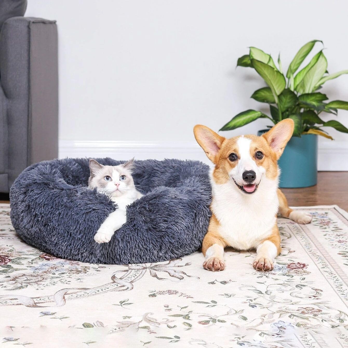 Kitty City Cat Beds - Washable 20/24 Inch, Anti-Anxiety Round Faux Fur, Thick Bottom (Dark Grey, Medium) For Indoor Cats & Small Dogs