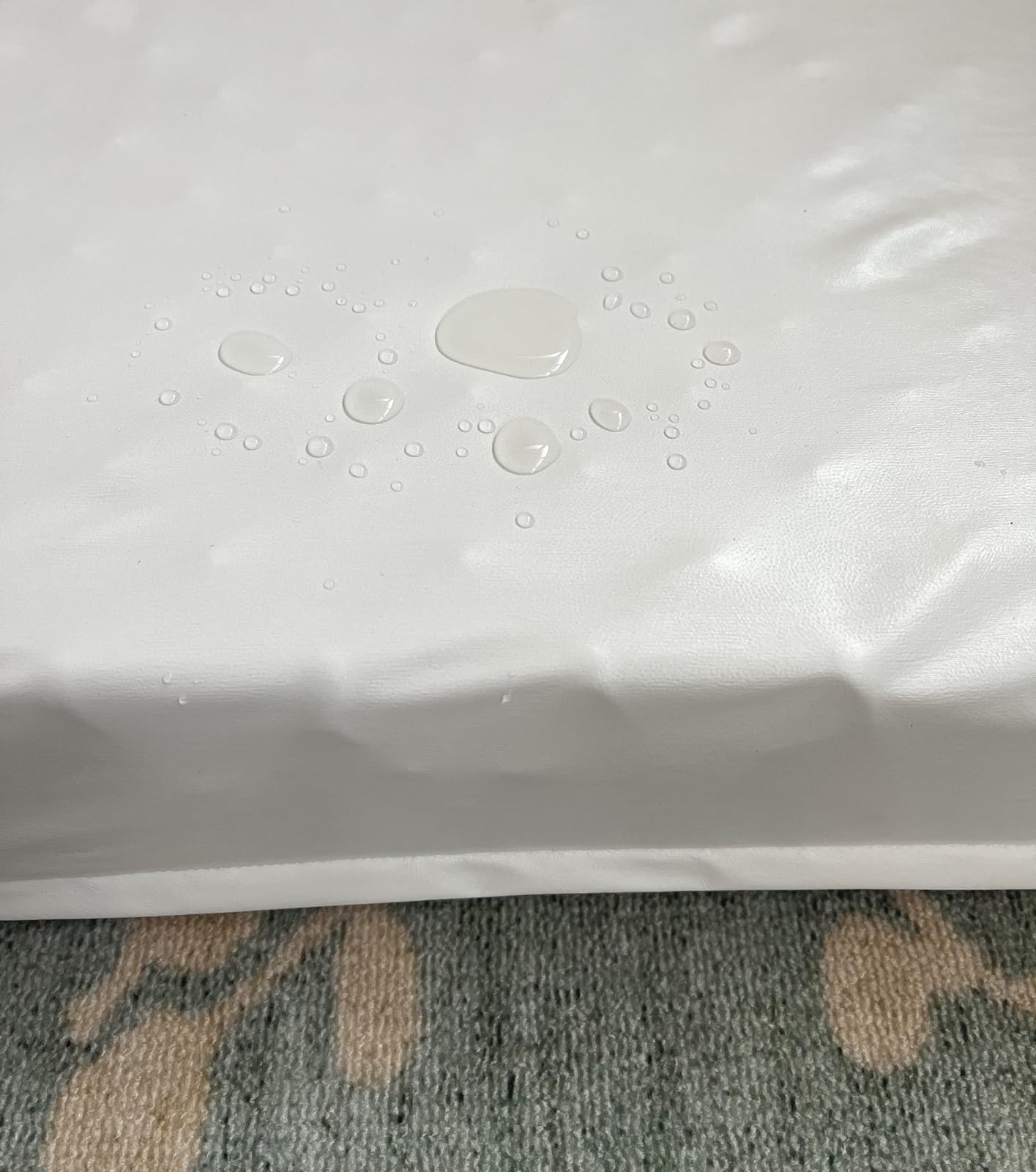EechicSpace Waterproof Dog Bed Liner with Zipper Removable Washable for 24 x 18 Inch Dog Crate Beds