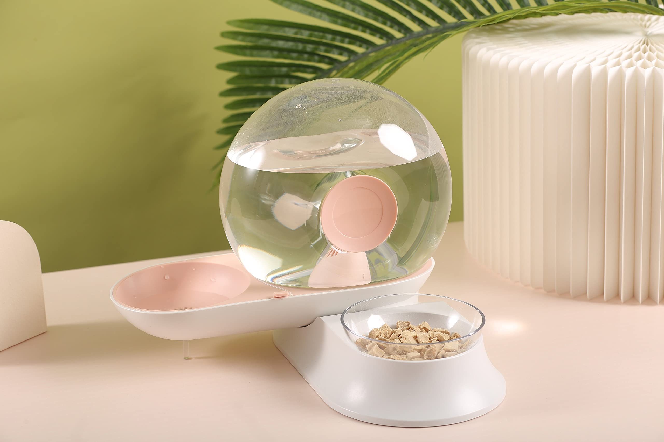 Pet Life  'Auto-Myst' Snail Shaped 2-in-1 Automated Gravity Pet Filtered Water Dispenser and Food Bowl