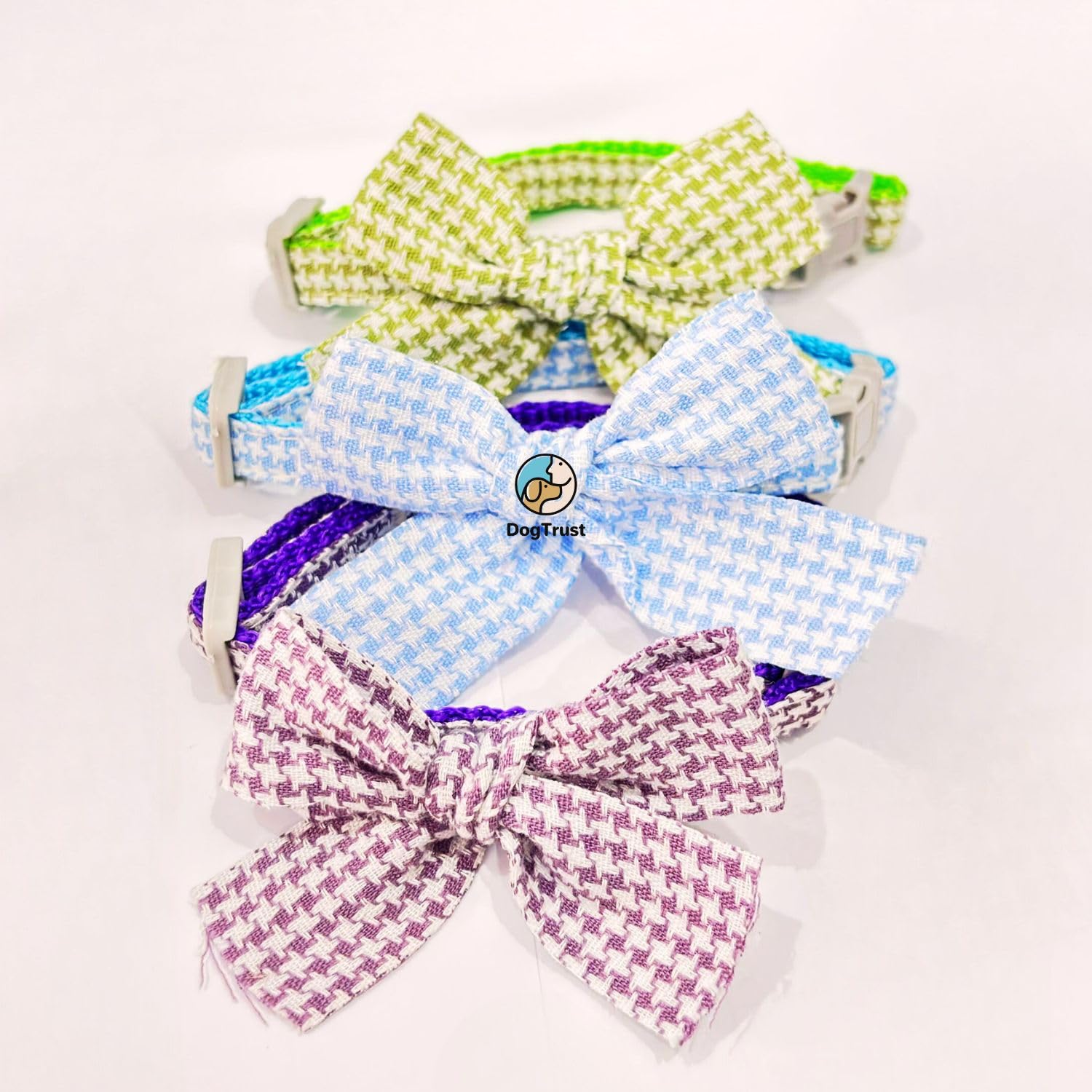 Dog Trust Breakaway Buckle Cat Collar,Cute Bow Tie Cat Collars For Girl/Male Cats,Adjustable Plaid Kitten Collar With Bell Set O