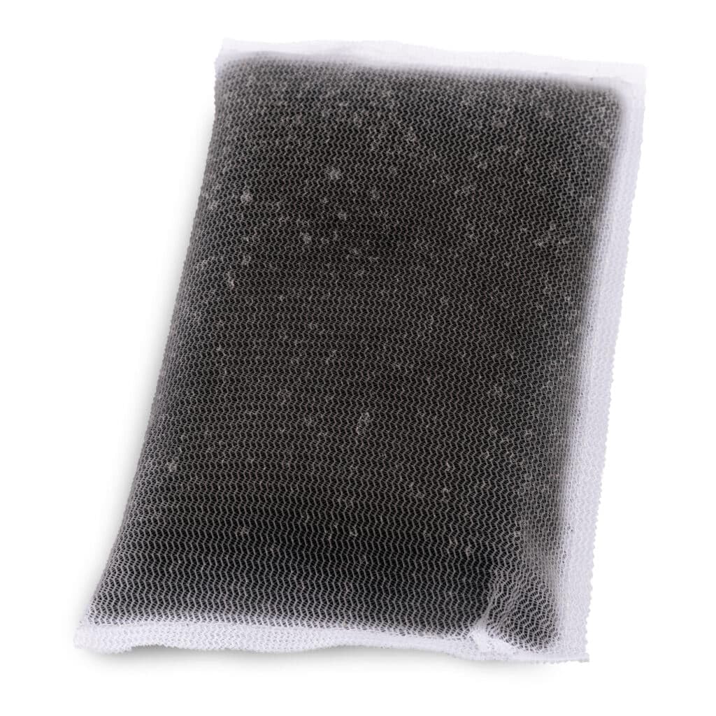 Fluval - Carbon for AC20/30 Power Filter, 5.4 oz / 150 g, 3-Pack - Improves Fish Health, Promotes Crystal Clear Water, for Use i