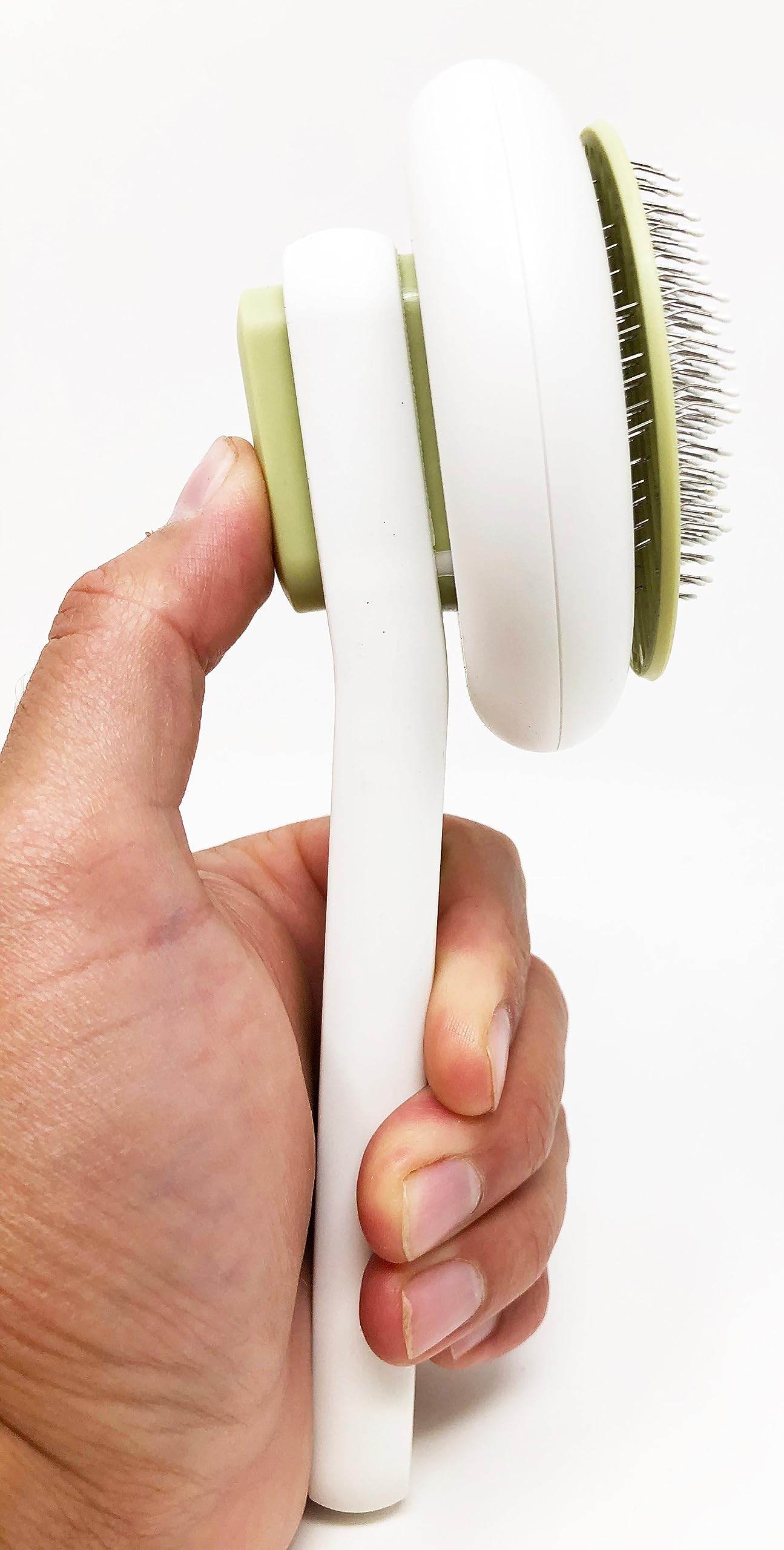 Pet Life  'Concepto' Modern Bristle Grooming Pet Deshedder Comb