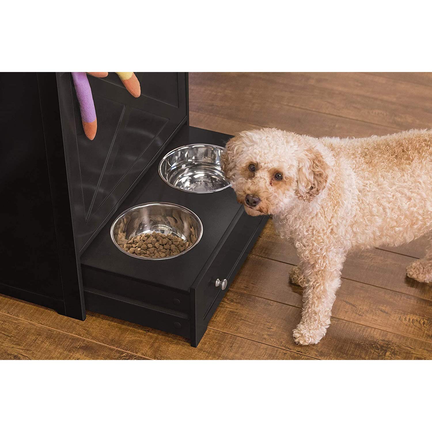 Windsor Pet Feeder, Black