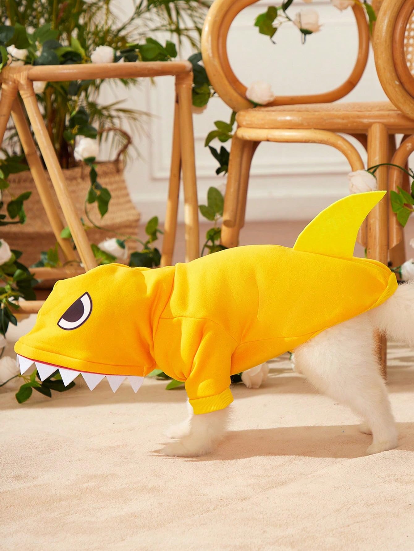Qwinee Shark Dog Hoodie Dog Warm Jacket Coat Puppy Sweatshirt Christmas Halloween Dog Costume Winter Dog Clothes Pet Apparel For Small Medium Dogs Cats Kitten Yellow Xl