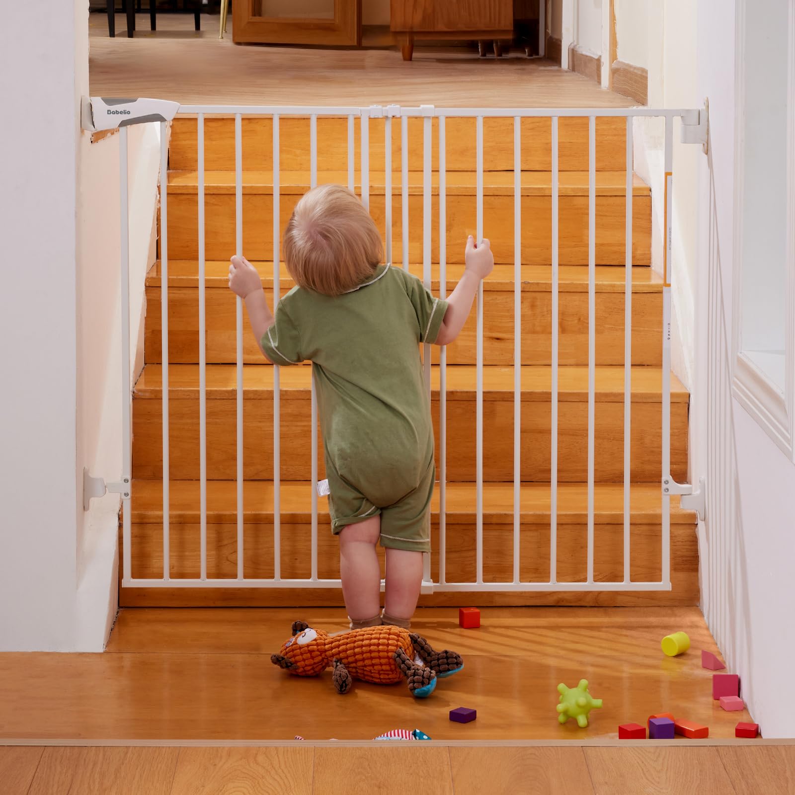 Babelio 34' Extra Tall Baby/Dog Gate With No Threshold Design Walk Thru Door, 26-43' Auto Close Safety Gate For Babies, Elders And Pets, Fits Doorways, Stairs, And Entryways, White