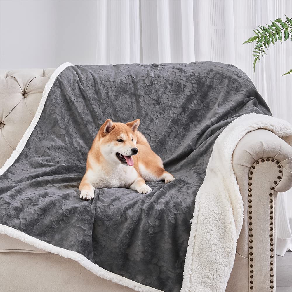 Qeils Dog Blanket - Waterproof Sherpa Fleece, 30"x40", Dark Grey, Washable Plush Throw for Small Dogs & Cats