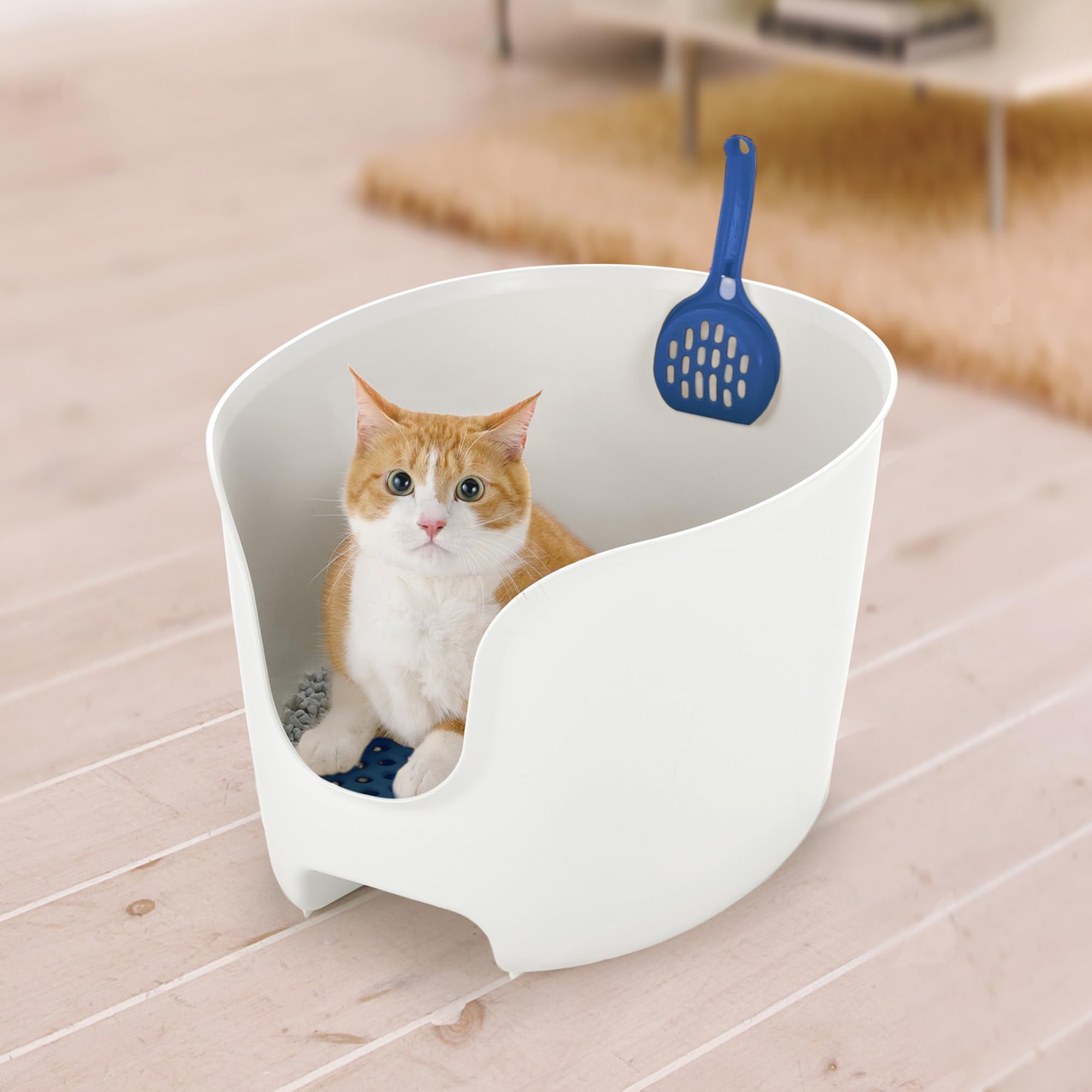 Richell Usa - Paw Trax High Wall Cat Litter Box In White/Blue - High Sides Waste Box, Anti-Tracking Grate, Included Scooper, 19.