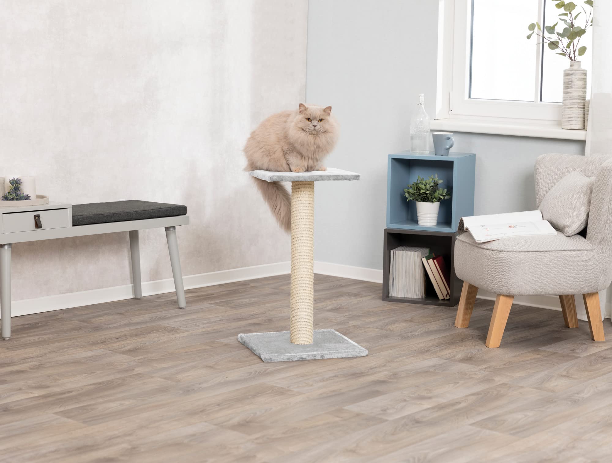 Trixie Espejo Scratching Post With Resting Platform | 27' Tall | Gray