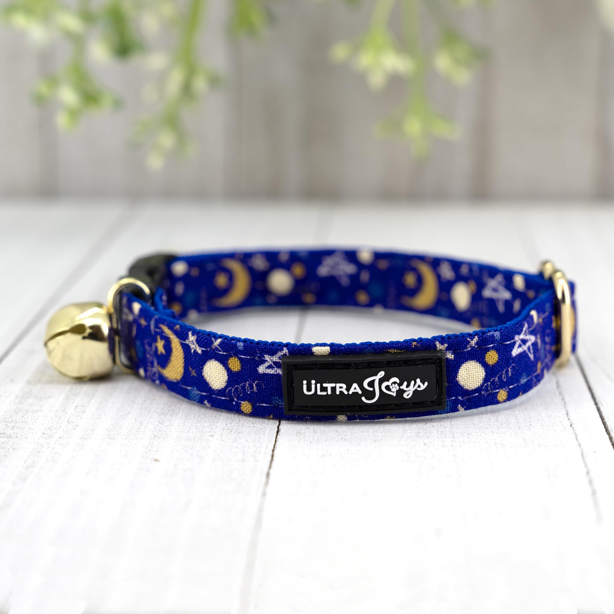 Ultra Joys Cat Collar With Bells - Breakaway For Kittens & Adults - Boy & Girl Cat Collars With Bowtie Luna Size Available