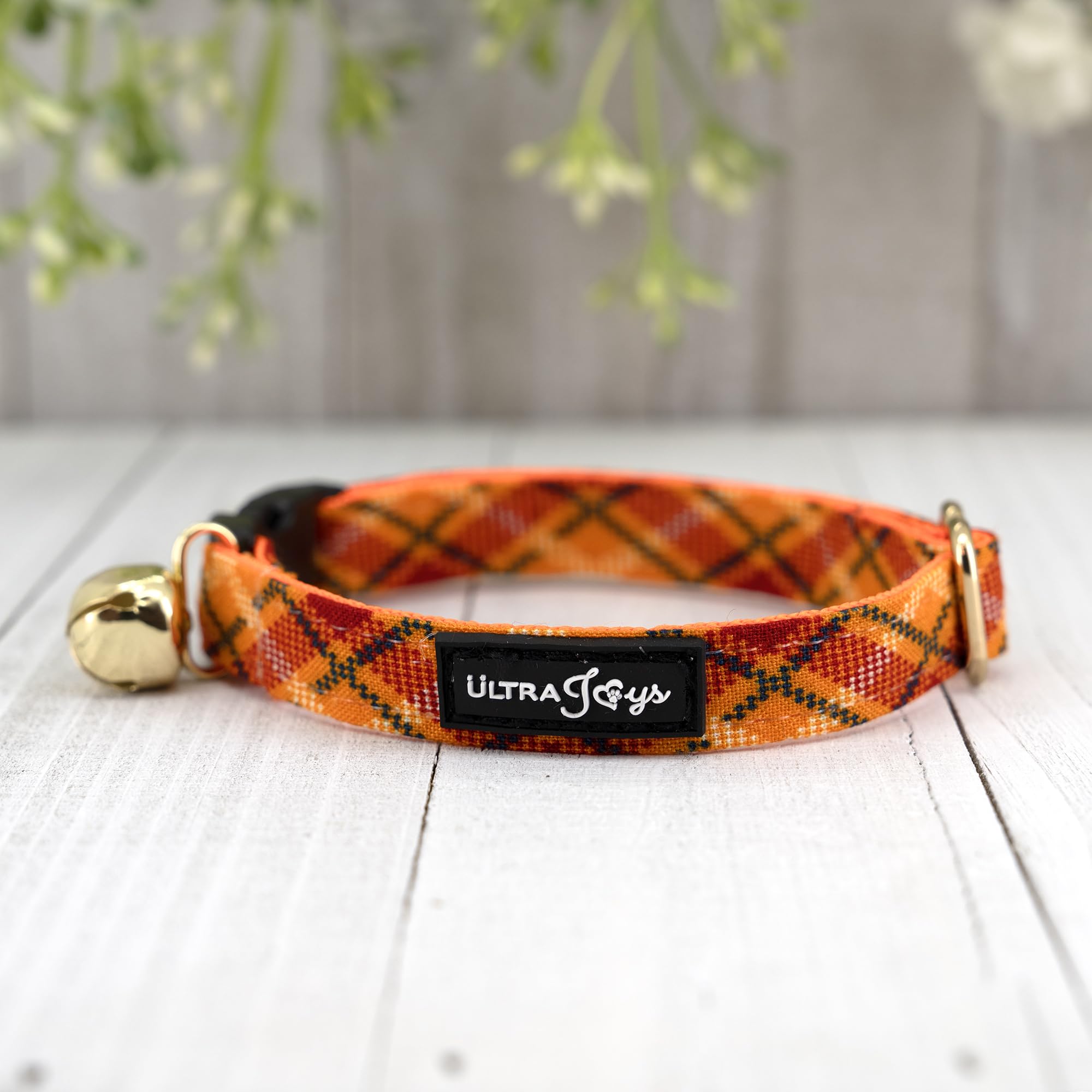 Ultra Joys Cat Collar With Bells - Breakaway Collar For Kittens & Cats - Orange Plaid Small
