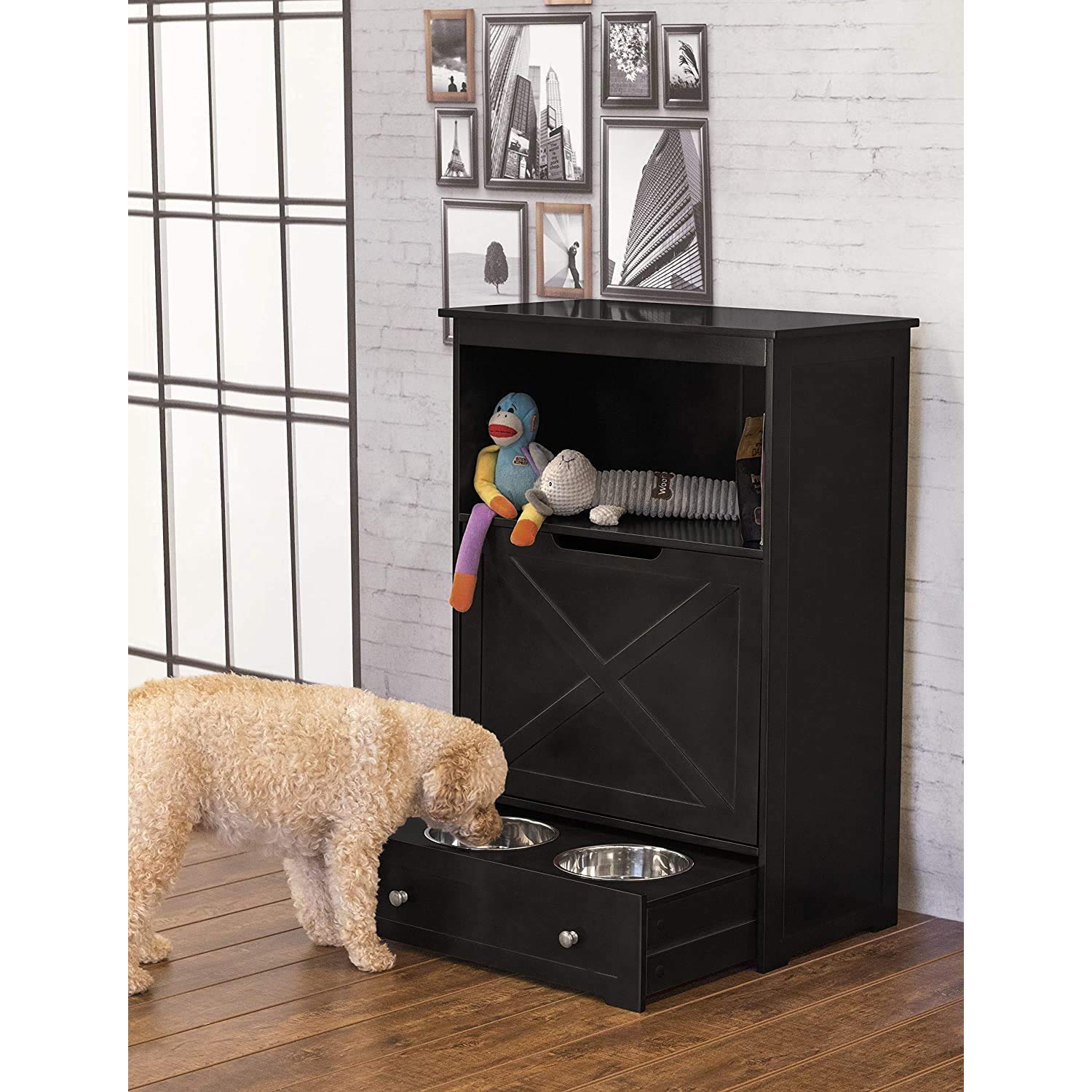 Windsor Pet Feeder, Black
