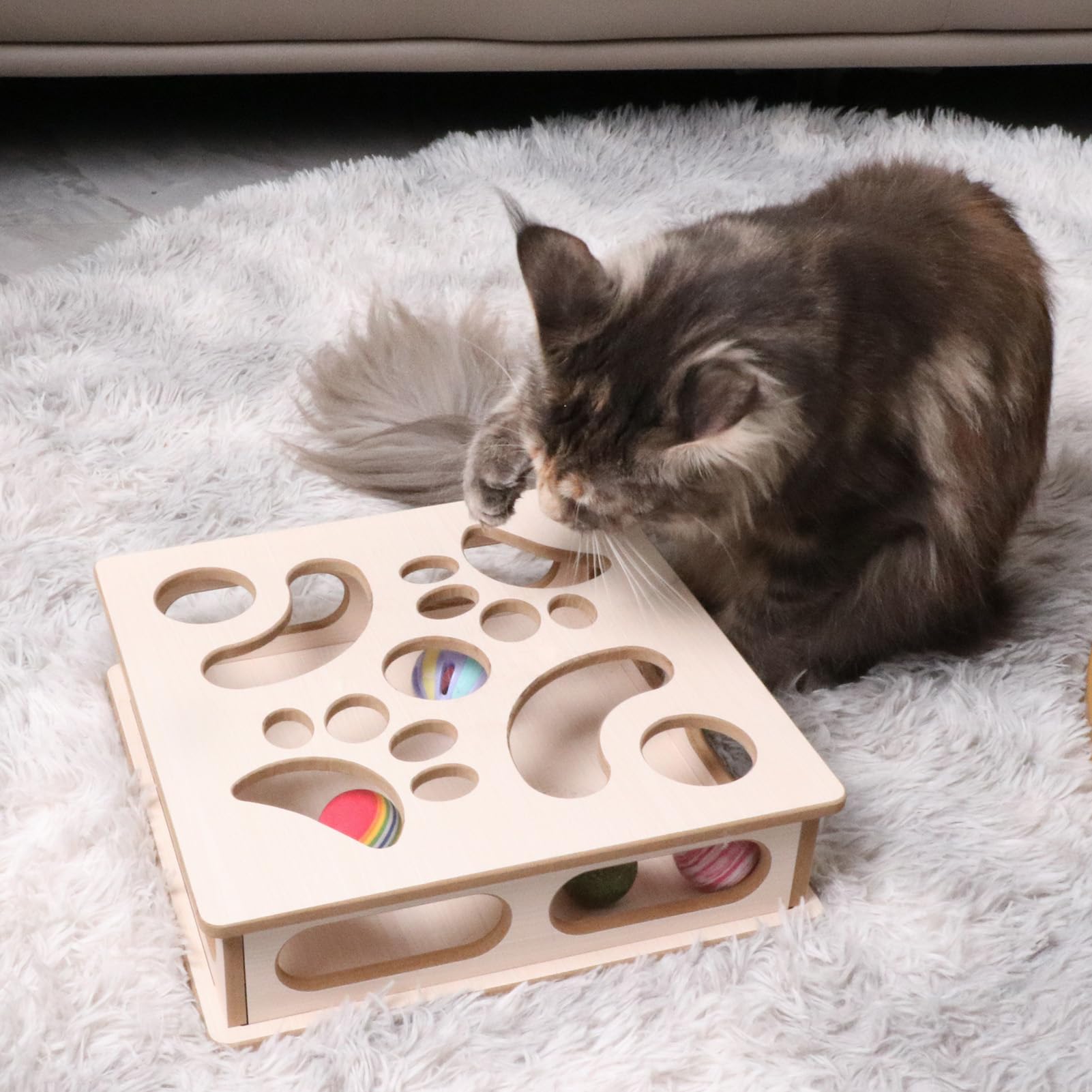 DI BI GRAMAS Cat Interactive Box Puzzle Toy with 3 Small Balls and 1 Bell Indoor Hunting Exercise Toy for Kittens Natural Wood M