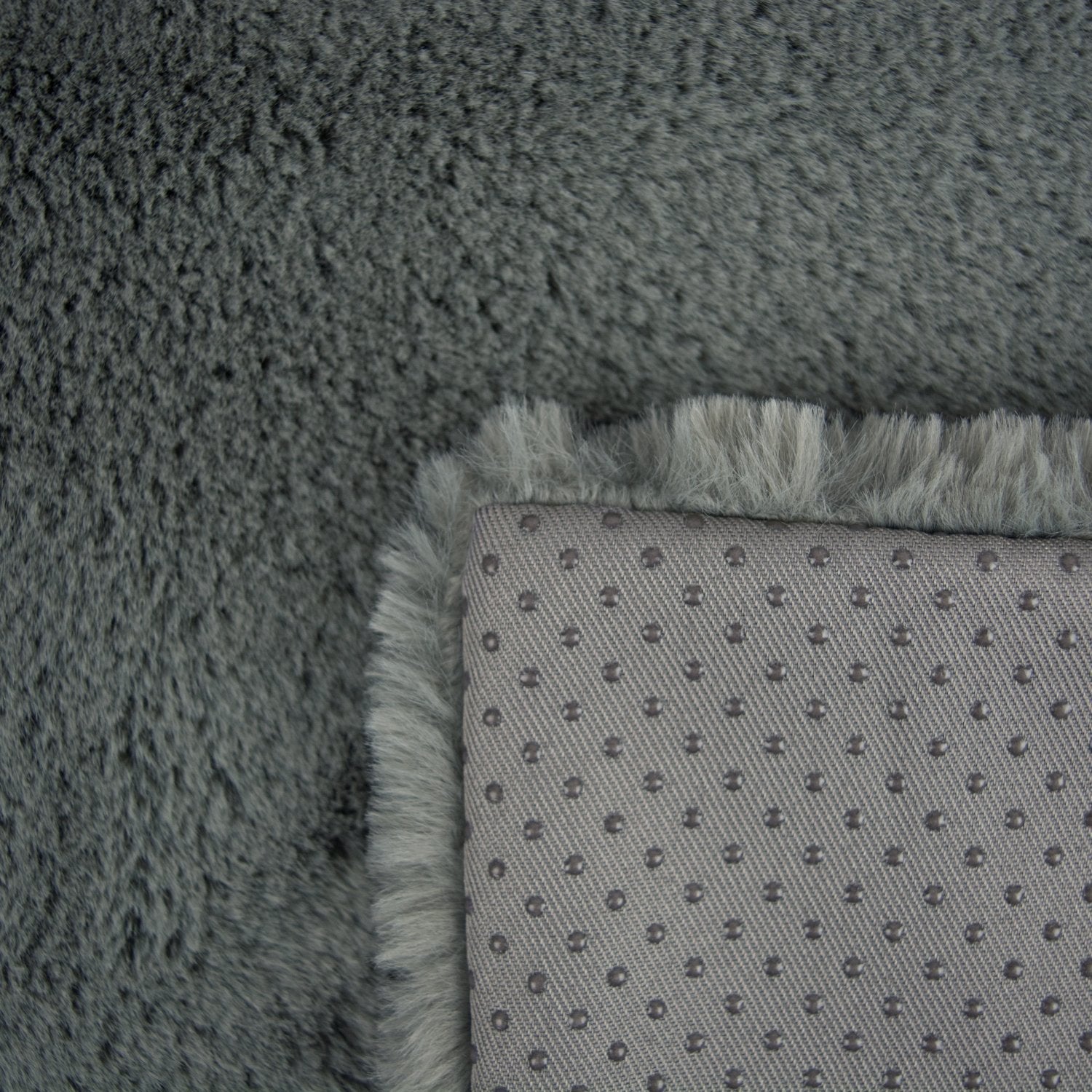 DII Cage Liner Faux Fur Alloy Xxlg