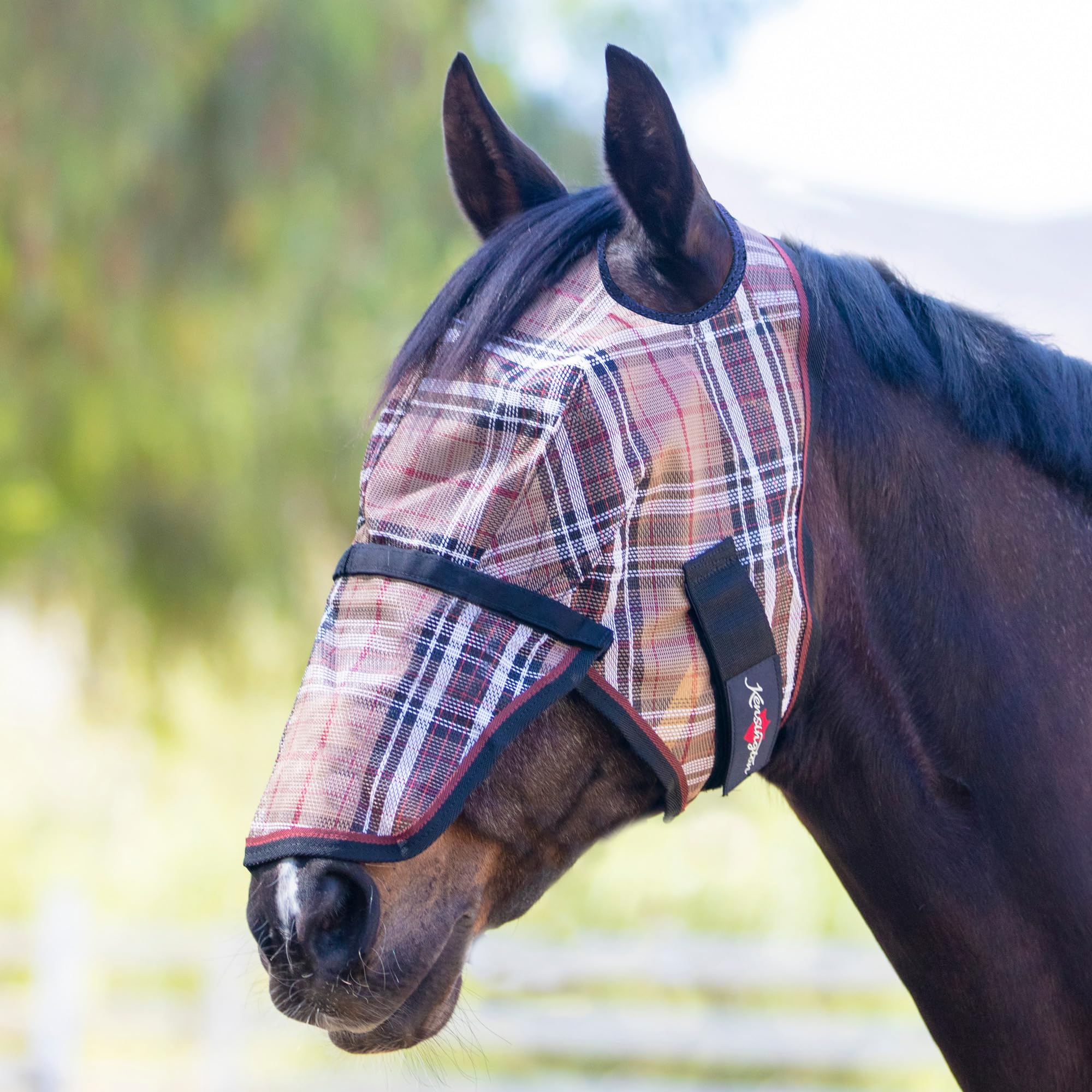 Kensington Fly Mask w/Web & Nose Size: Medium Color: 121-Deluxe Black