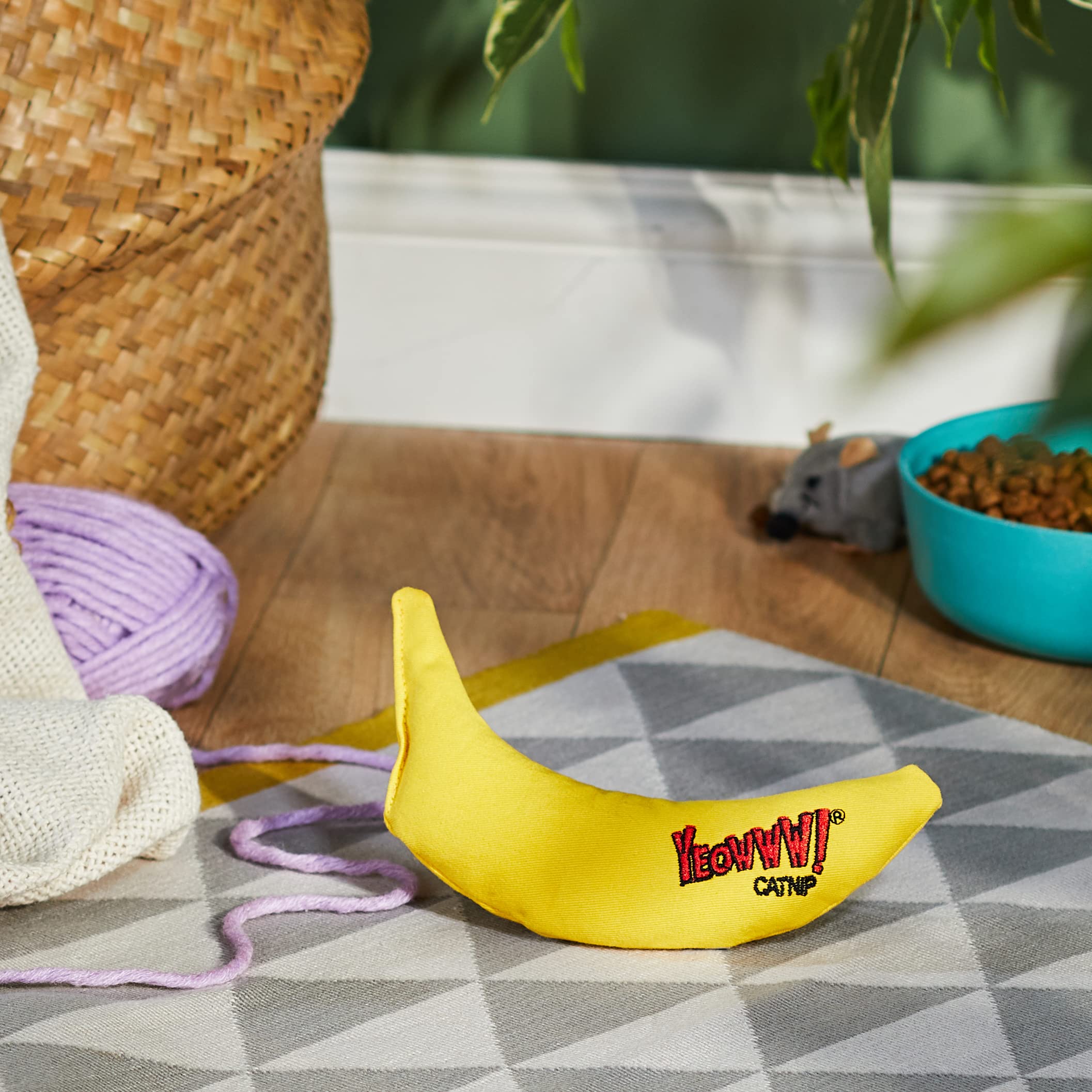 Yeowww! Catnip Toy - Yellow Banana, 1 Pack, Cotton Material, Model 8 12402 00004 1