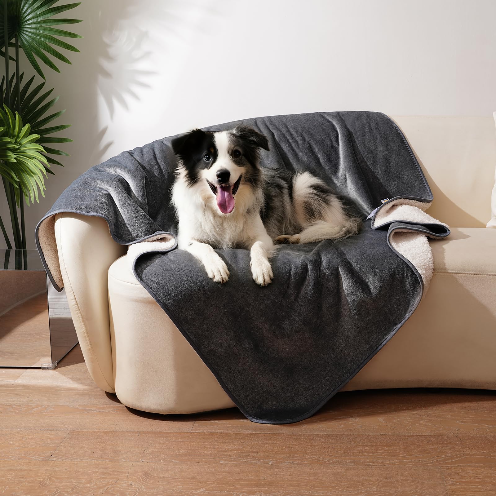 Sunheir Waterproof Dog Blankets for Medium Dogs - Puppy Blanket Washable for Couch Protection, Soft Sherpa Fleece Cat Throw Blan