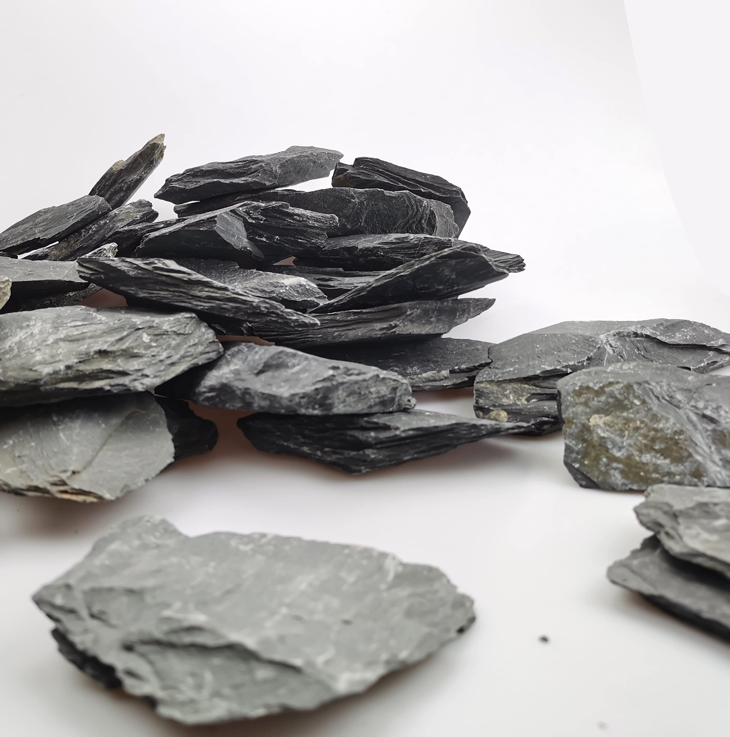 Voulosimi Natural Slate Rocks 3 To 5 Inch Ph Neutral Stone Perfect Rocks For Aquariums, Landscaping Model,Tank Decoration,Amphibian Enclosures(7.5 Lbs)