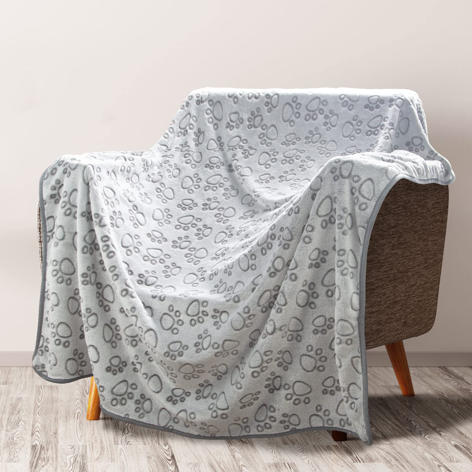 Stuffed Premium Soft Dog Blanket, With Flannel Grey Cute Paw Print, 43 * 66 Inches