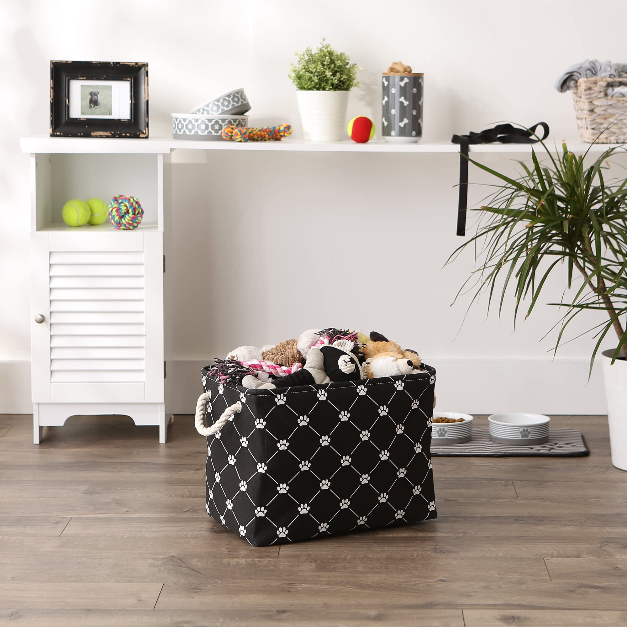 Bone Dry Pet Storage Paw and Bone, Trellis Collection, Medium Rectangle, 16x10x12, Black