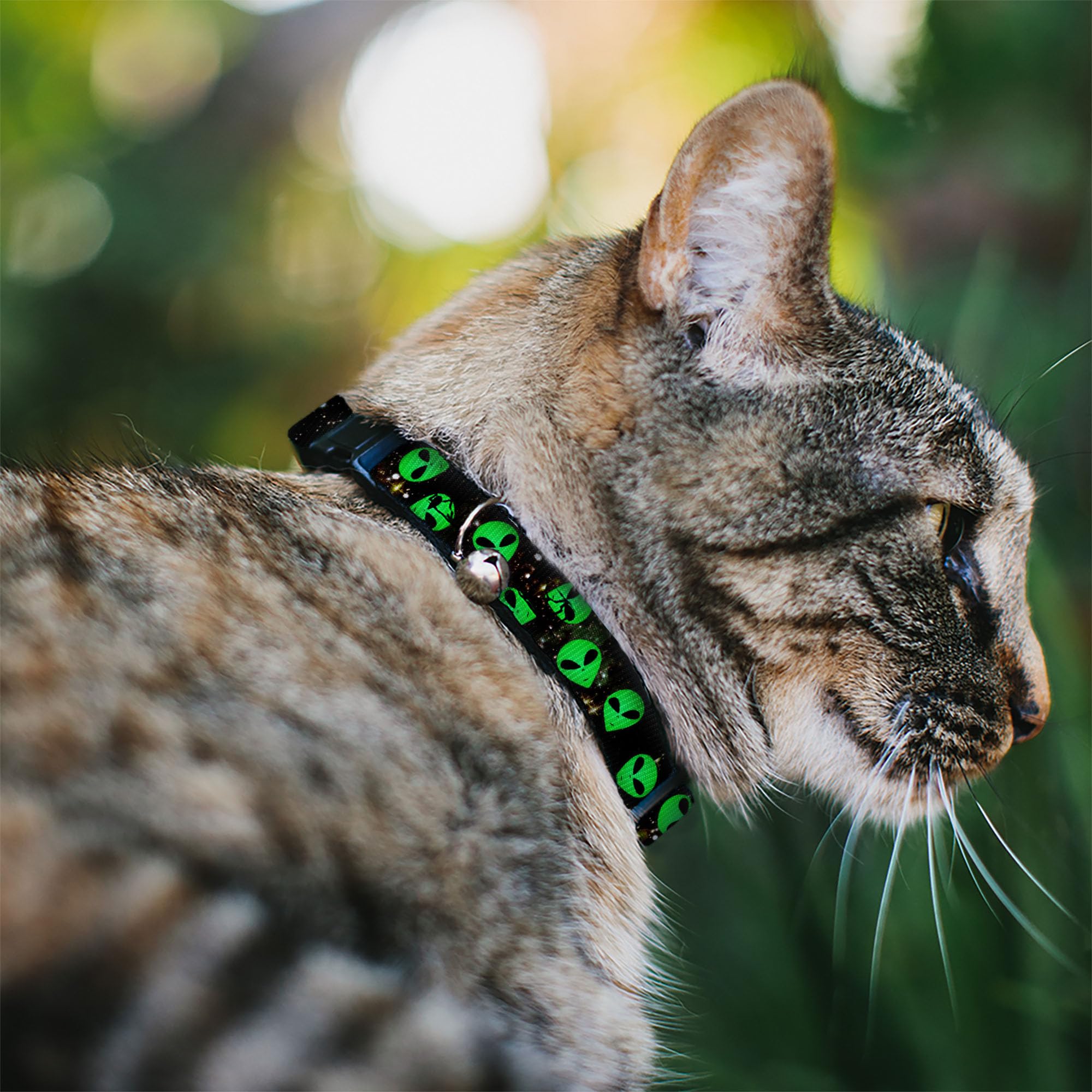 Buckle-Down Aliens Head Scattered, Breakaway Cat Collar With Bell, Plastic Clip, Easy Adjustable, 8.5 To 12''-0.5'' Wide