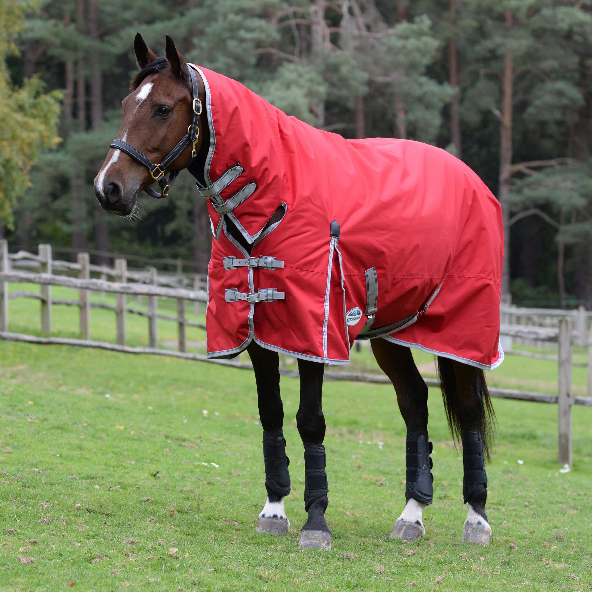 Weatherbeeta Comfitec Classic Combo Neck Lite, Red/Silver/Navy, 66''