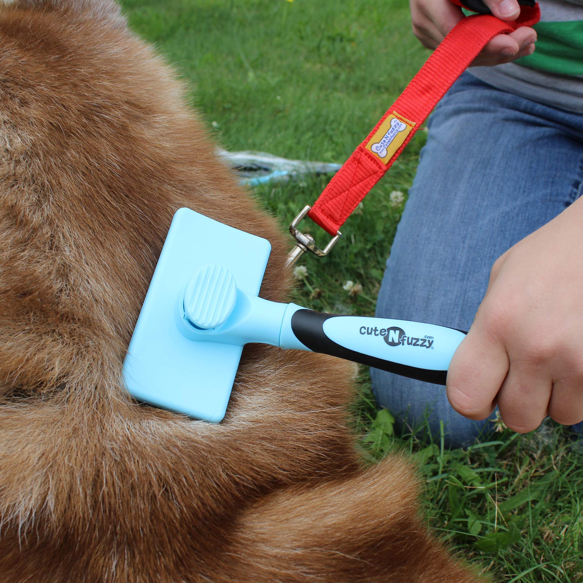 Cutenfuzzy Self Cleaning Pet Slicker Brush, Blue, Large