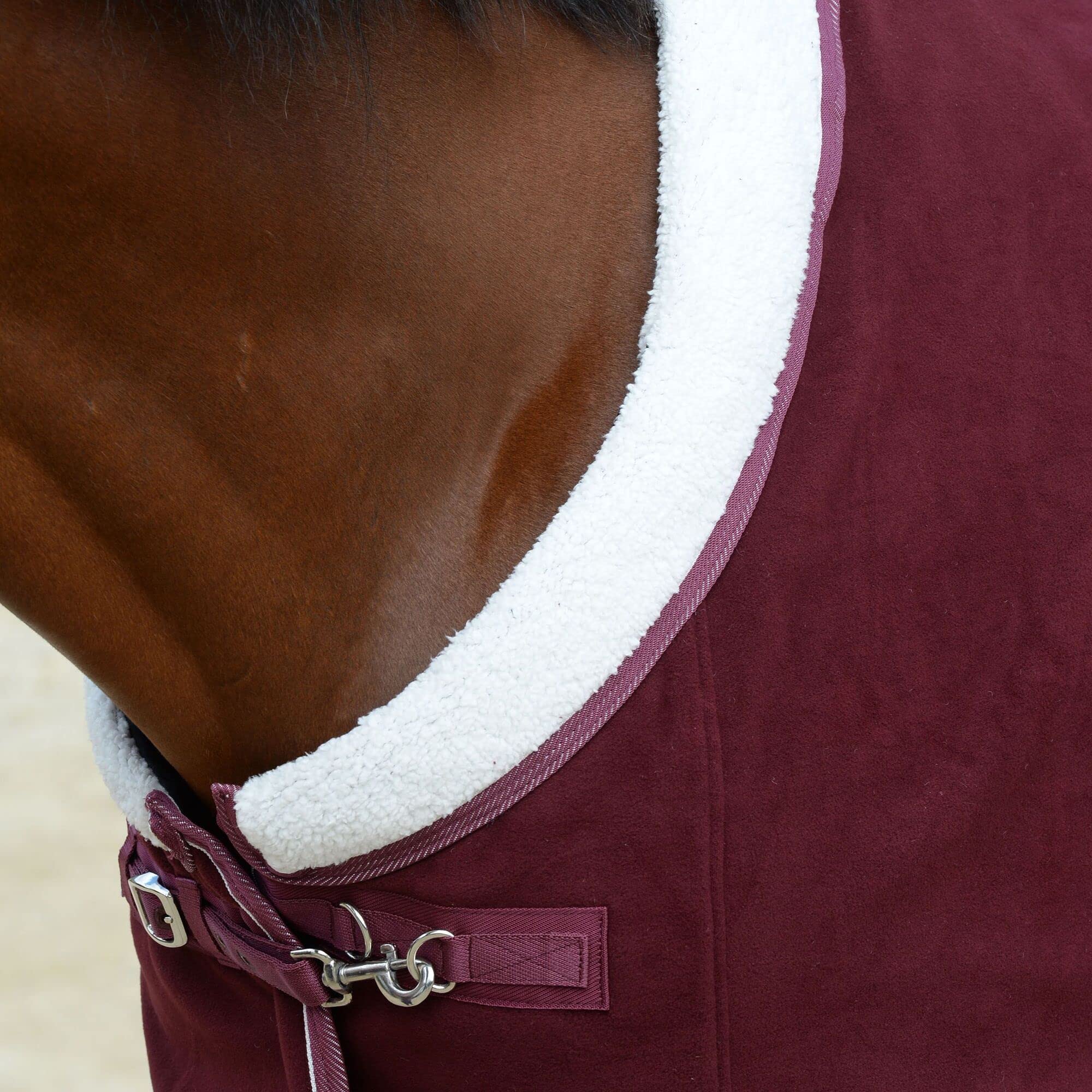 Weatherbeeta Sherpa Fleece Cooler Standard Neck, Maroon/White, 84'