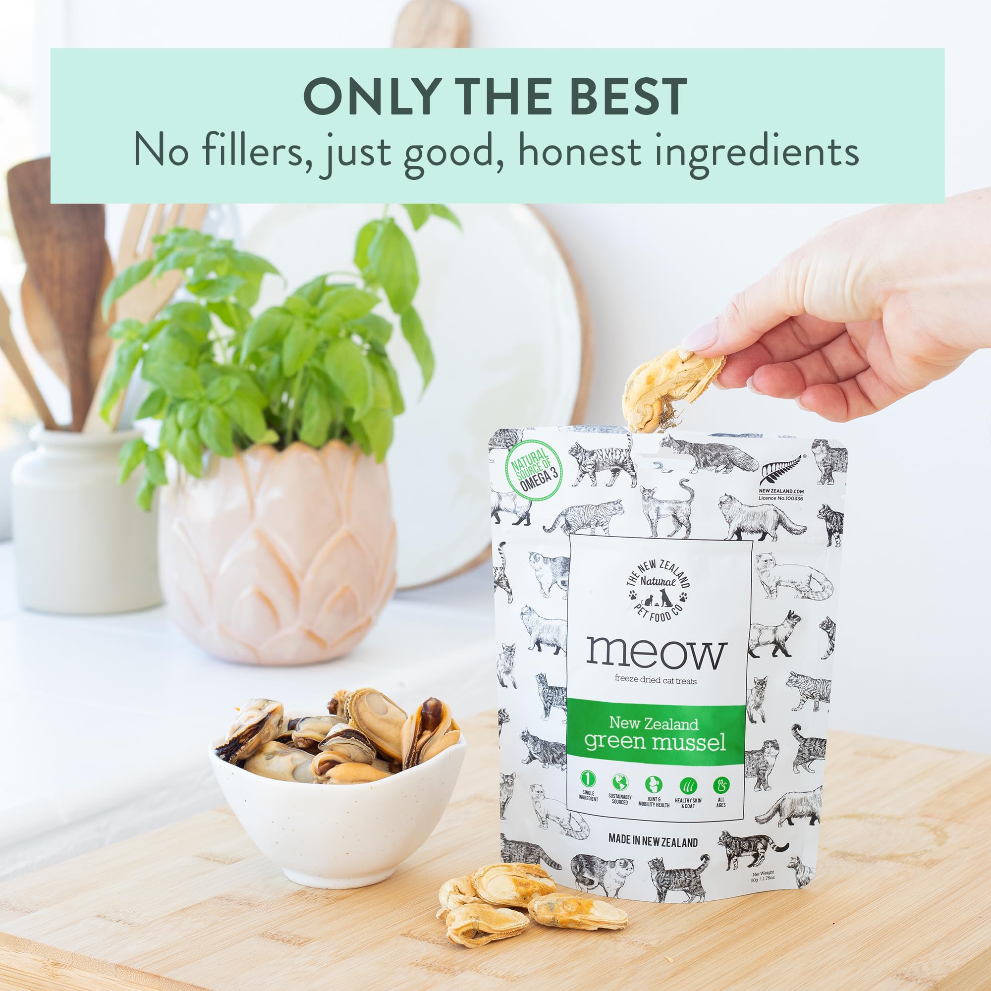 The New Zealand Natural Pet Food Co. Meow Freeze Dried Cat Treats - New Zealand Green Mussel, High Protein, Healthy Cat Snacks a