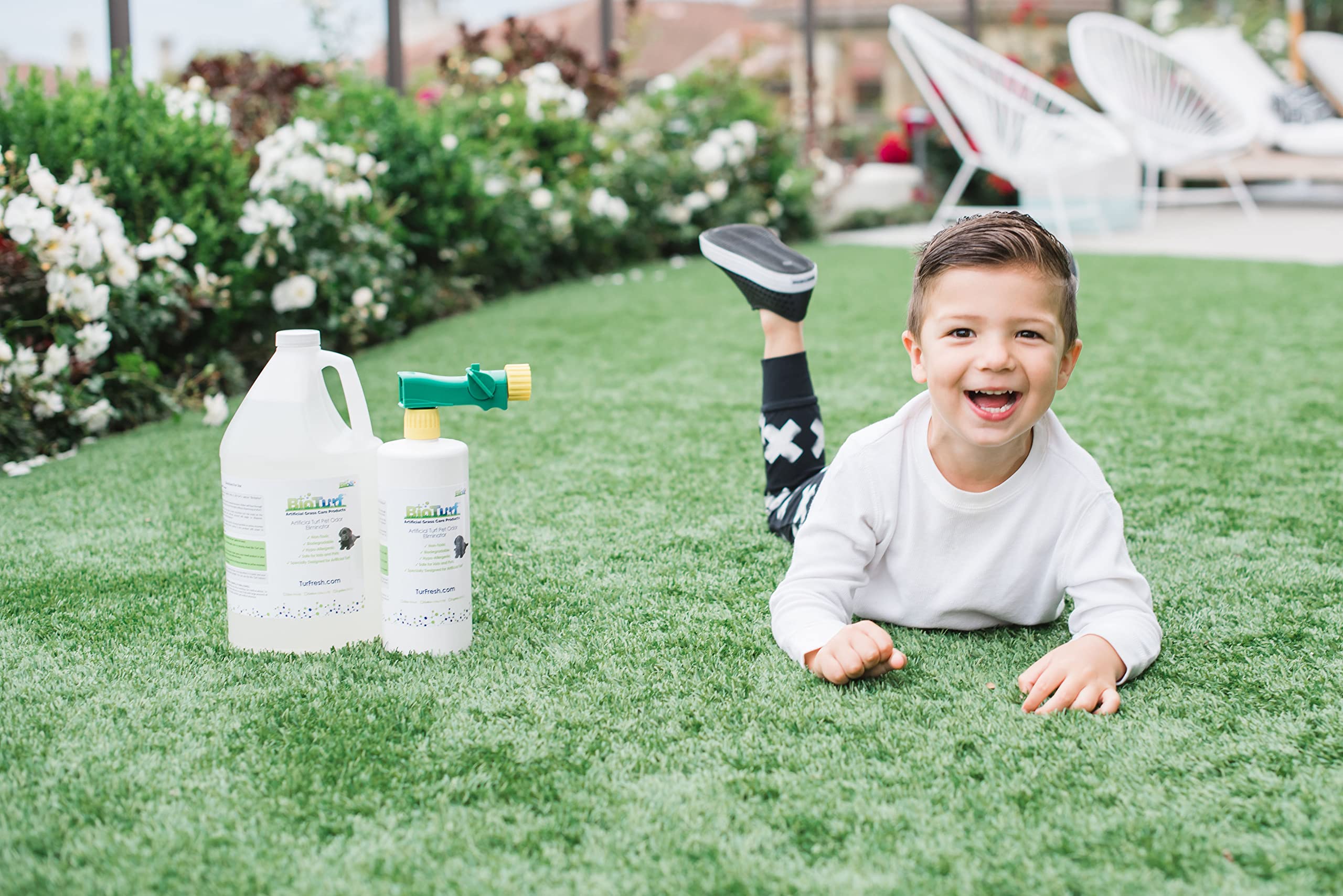 TurFresh BioTurf BioS+ Odor Eliminator - 1 Gallon Artificial Turf Cleaner for Pet Urine & Yard Deodorizer with Sprayer Set