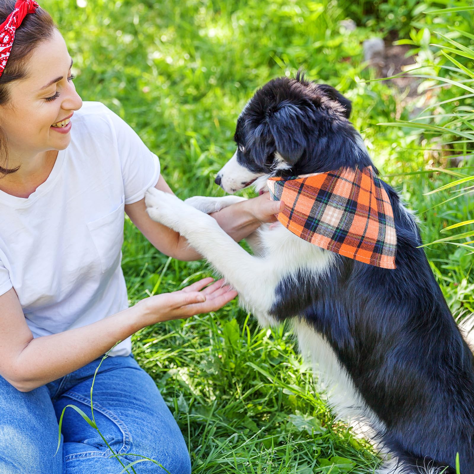 Segarty 15 Pack Triangle Plaid Dog Bandanas, 22.8''X15.7'' Pet Scarf Washable Bibs Accessories Bulk For Small Medium Dogs Cats L