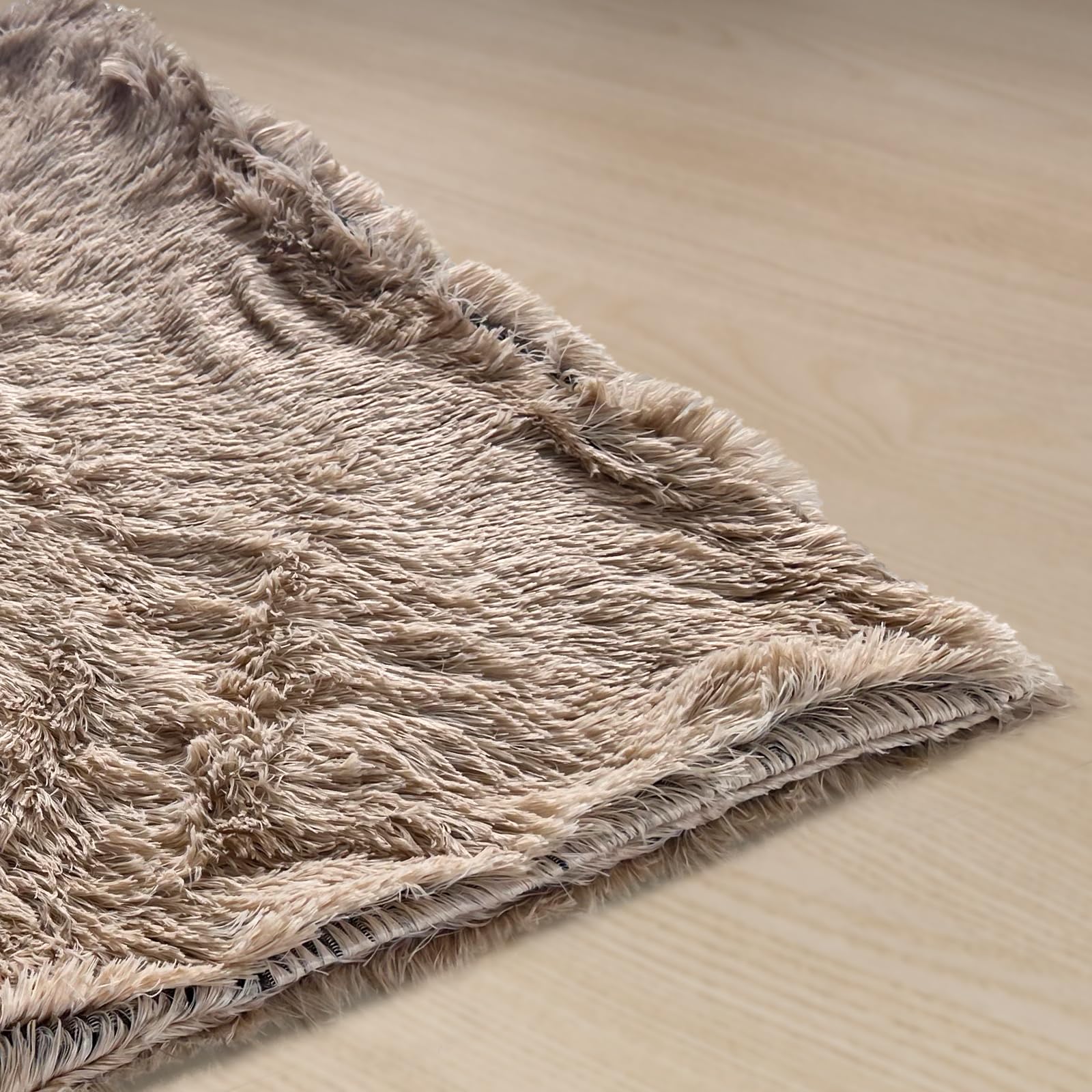 PJYuCien Fluffy Fleece Pet Blanket - Super Soft & Warm, 30" x 40", Brown, Machine Washable, Ideal for Cats & Dogs, Model 0719