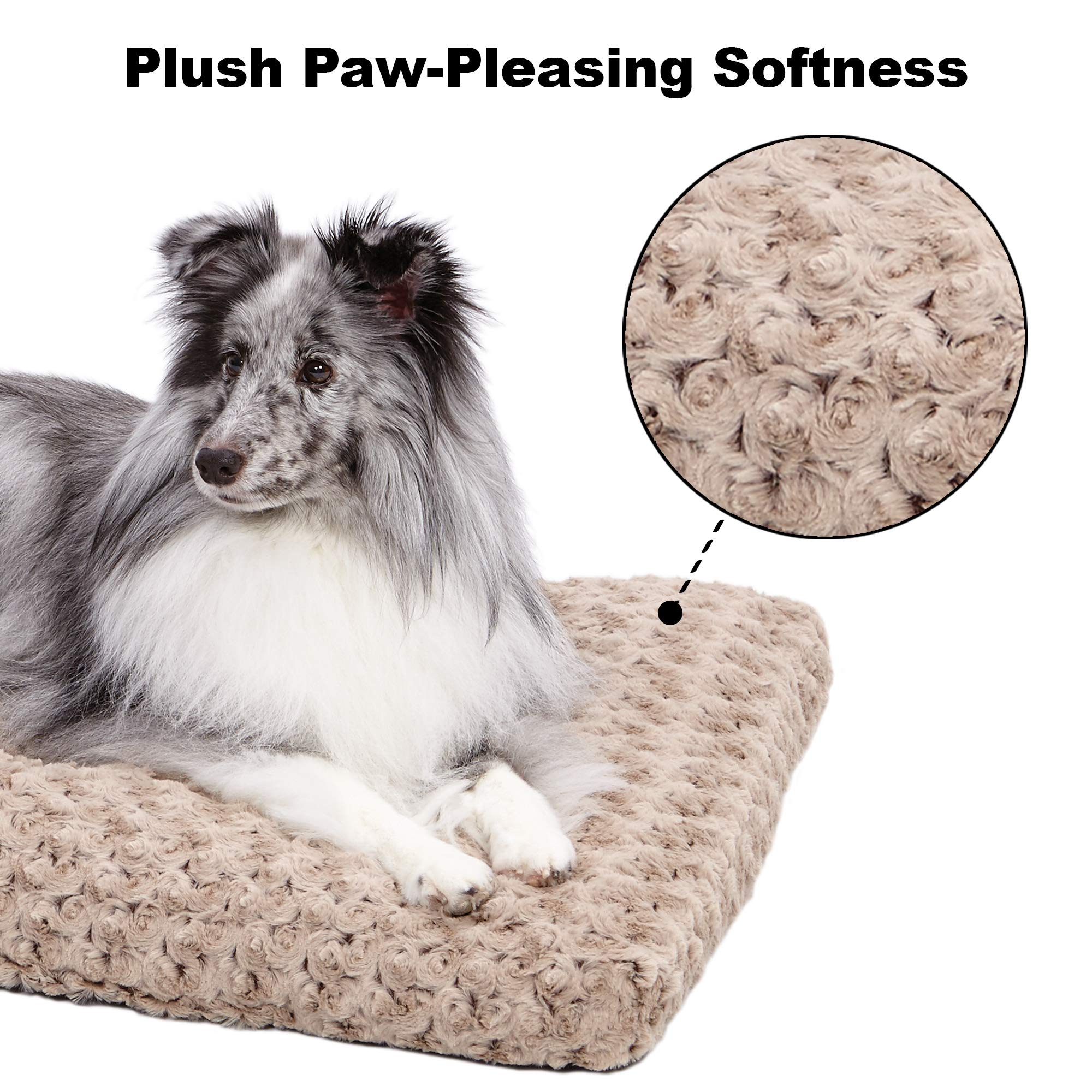 Midwest Homes For Pets Deluxe Dog Beds | Super Plush Dog & Cat Beds Ideal For Dog Crates | Machine Wash & Dryer Friendly, 1-Year Warranty, Mocha, 18 In