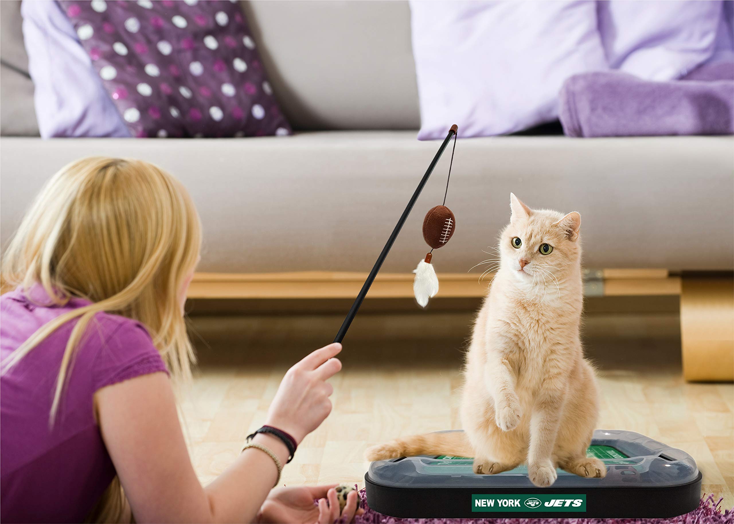 Pets First Cat Scratching Pets First New York Jets Football Field CAT Scratcher Toy with Catnip, Cat Chasing 5-in-1 Kitty Toy, m