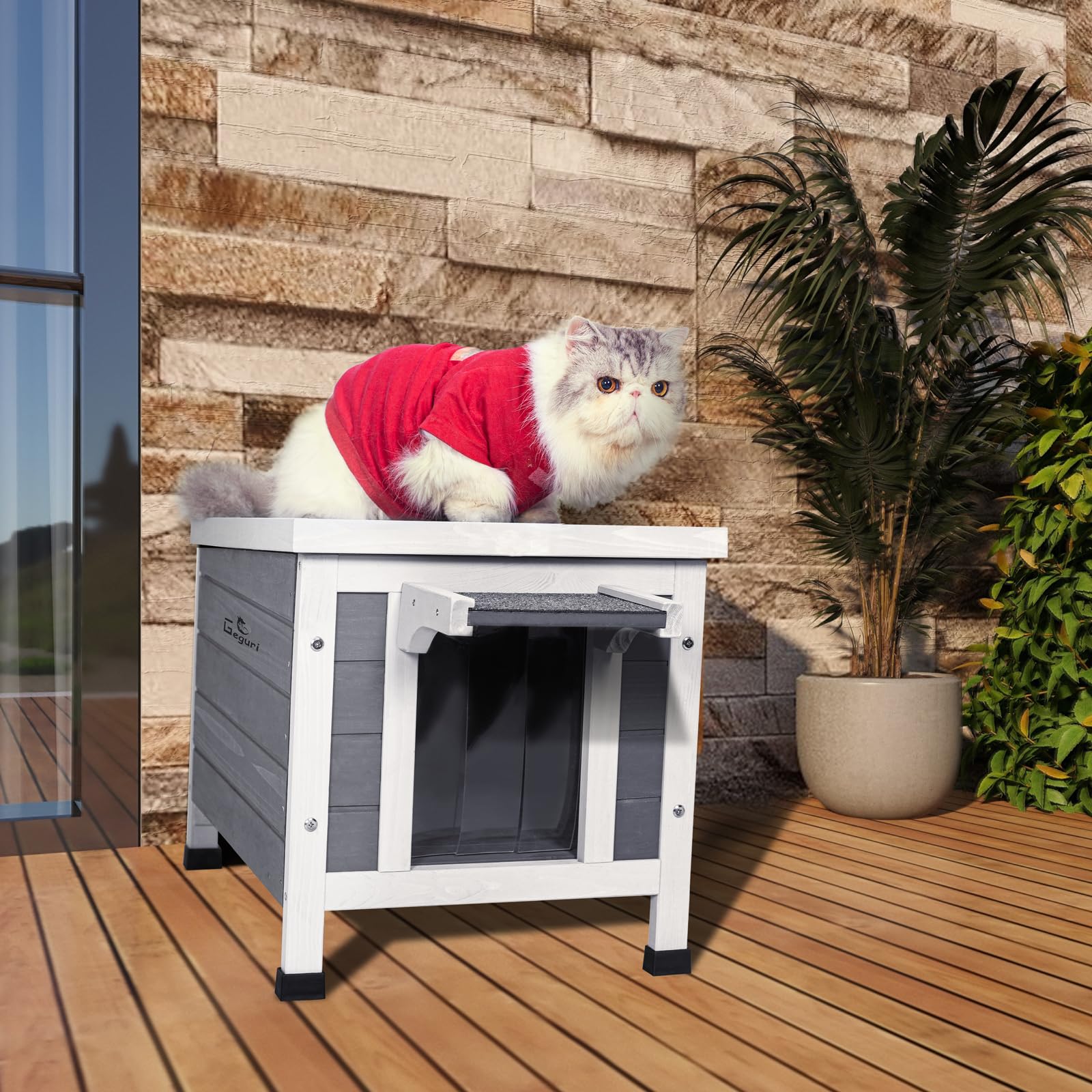 GEGURI Outdoor Cat House - Weatherproof Shelter for Cats & Dogs, Fir Wood, Grey/White, Model GEGURI-420