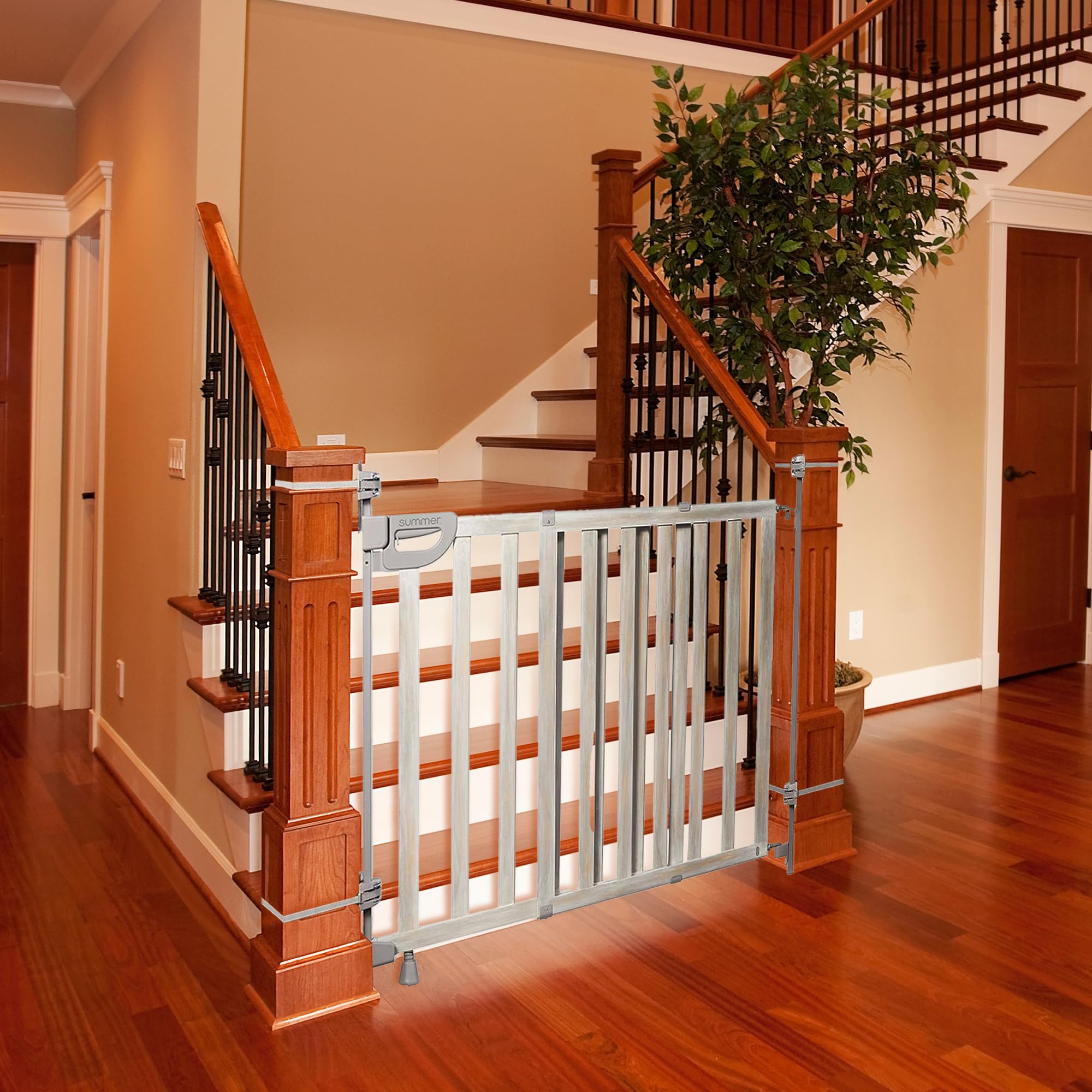 Summer Infant Banister And Stair Wood Safety Gate With Extra Wide Door Design And Comfort Grip Handle For Easy One Handed Release, Multicolor