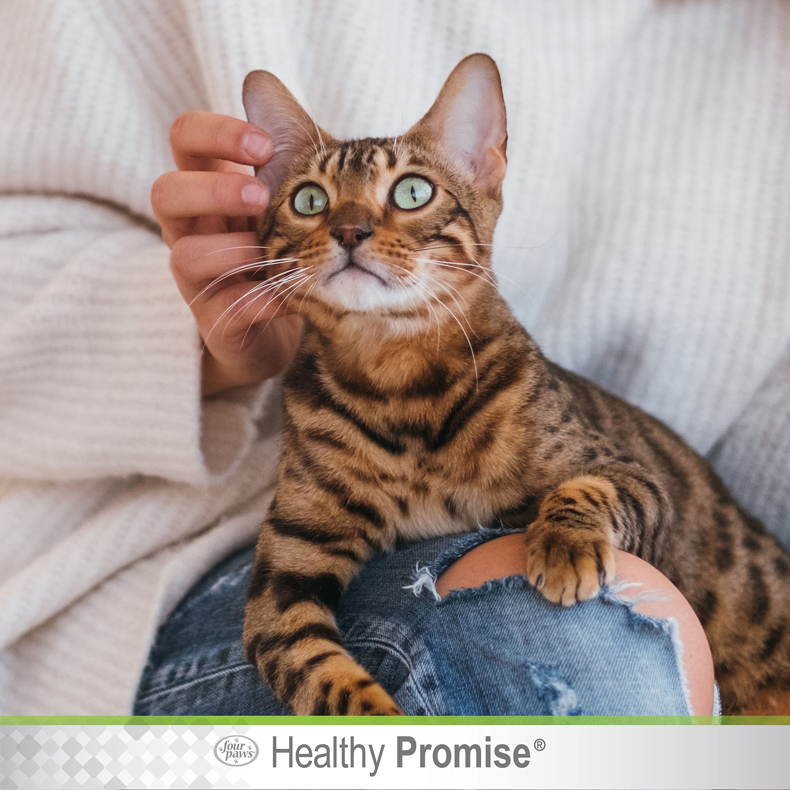 Four Paws Soothing Aloe Ear Mite Remedy for Cats, 0.75 Fl. Oz., Odor Reducing, Itch Relief, Model 100514900